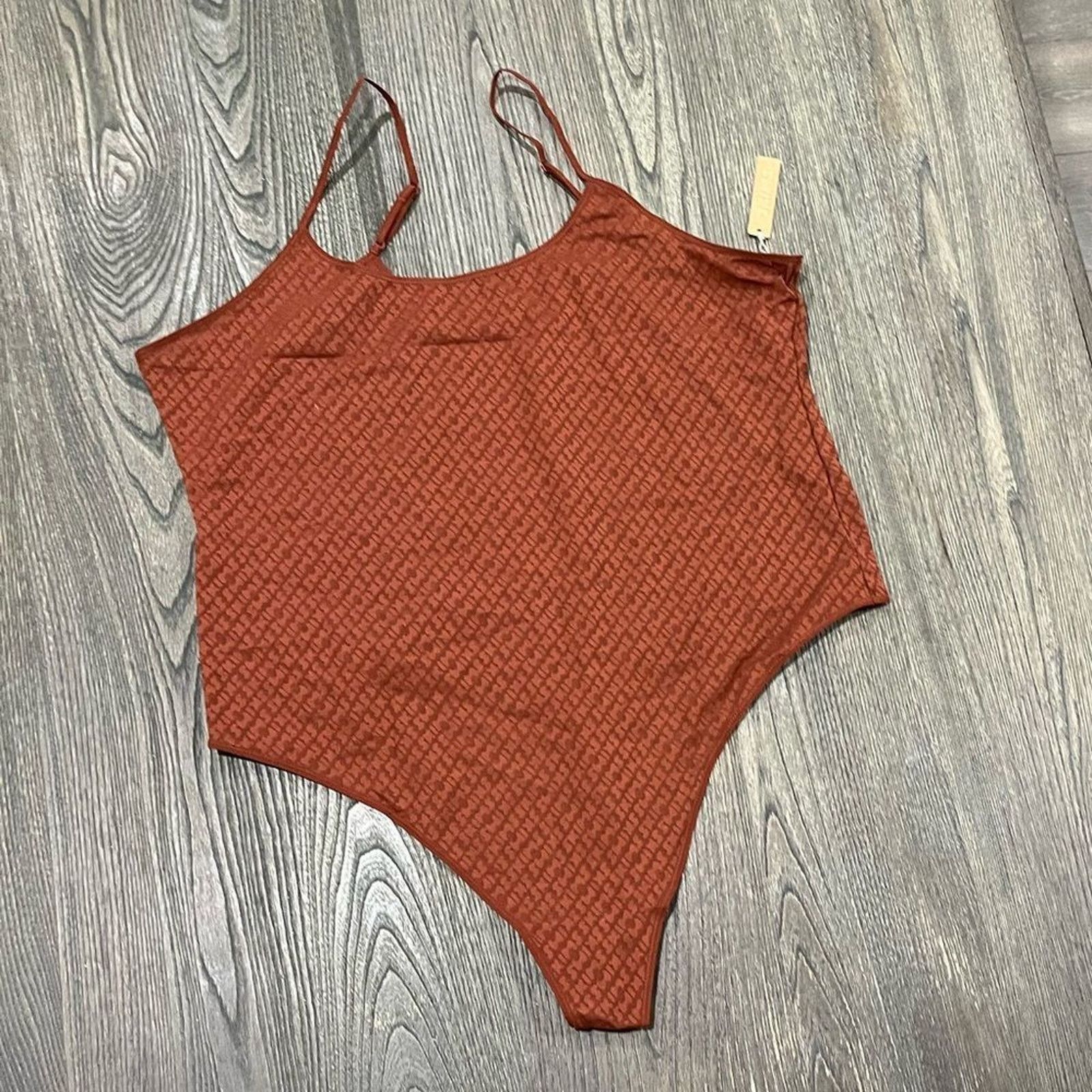 SKIMS NWT Skims Logo Mesh Foil Cami Bodysuit Scoop Neck Thong 4X Size 4XL / US 24-26 - 1 Thumbnail