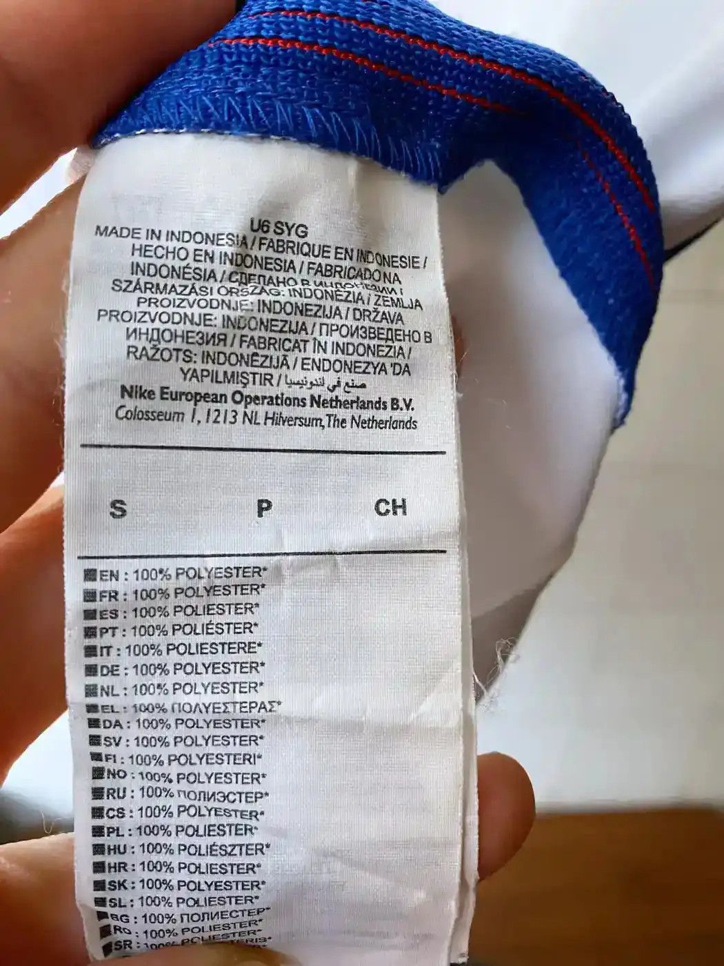 Nike England Nike kit 16 football Soccer Jersey size S Size US S / EU 44-46 / 1 - 7 Thumbnail