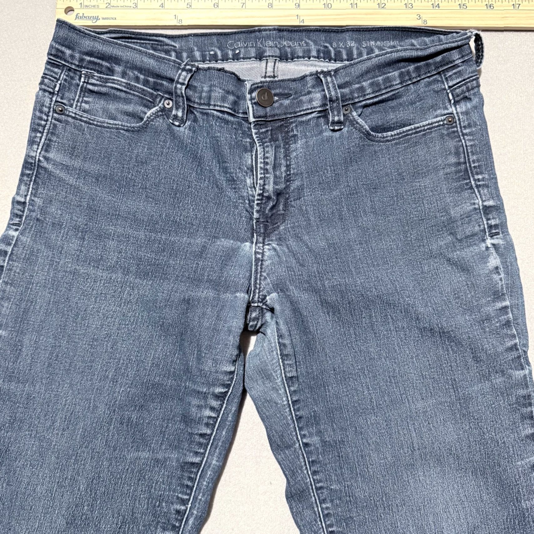 Calvin Klein Calvin Klein Jeans Women’s Dark Wash Denim Stretch Fit Classic Straight Jeans 8 Blue 5-Pocket Design Mens? No — Womens Size 30" / US 8 / IT 44 - 3 Thumbnail