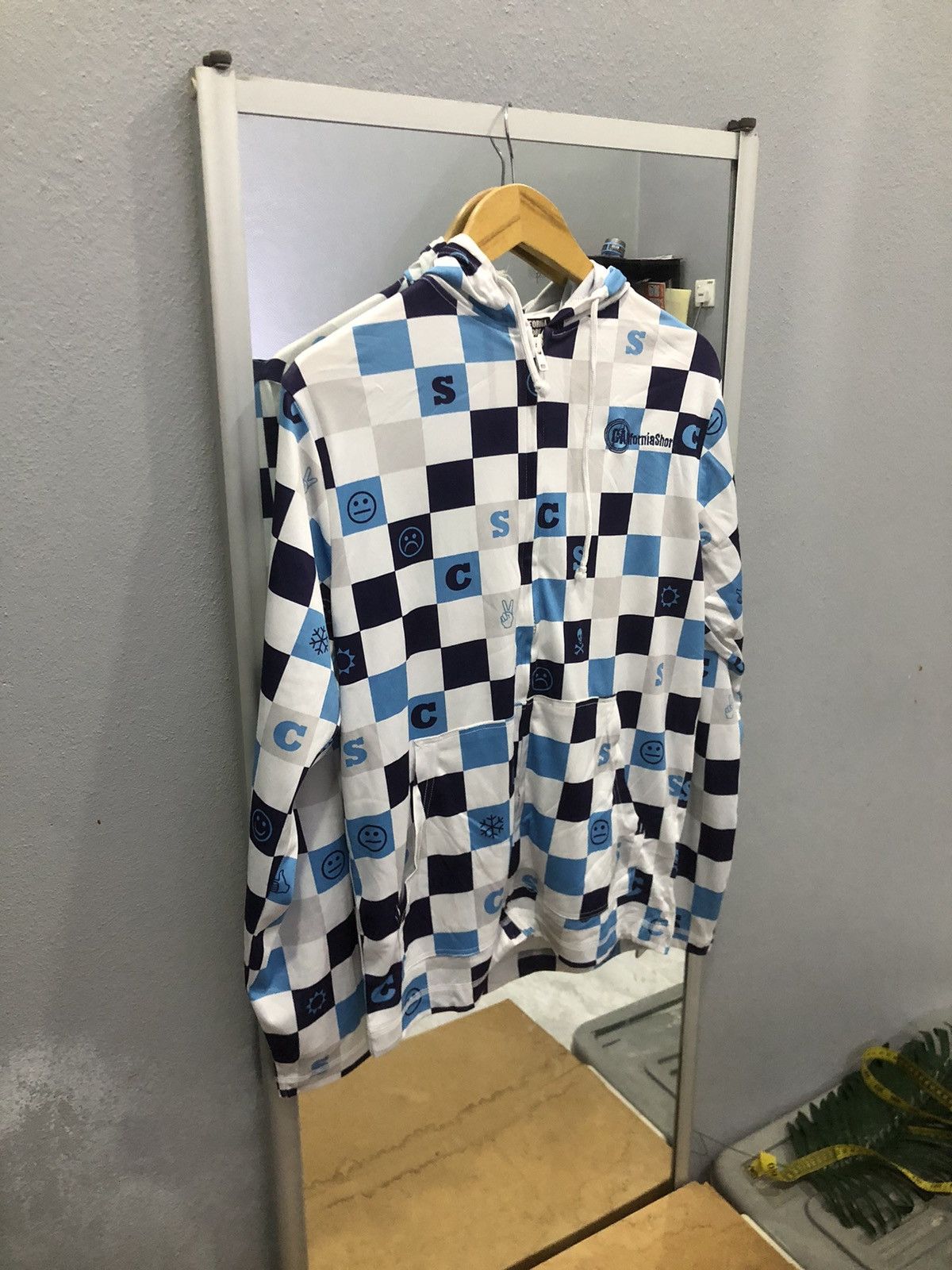 Other California Shore Checkered Surfing Pull-over Hoodie Size US S / EU 44-46 / 1 - 3 Thumbnail