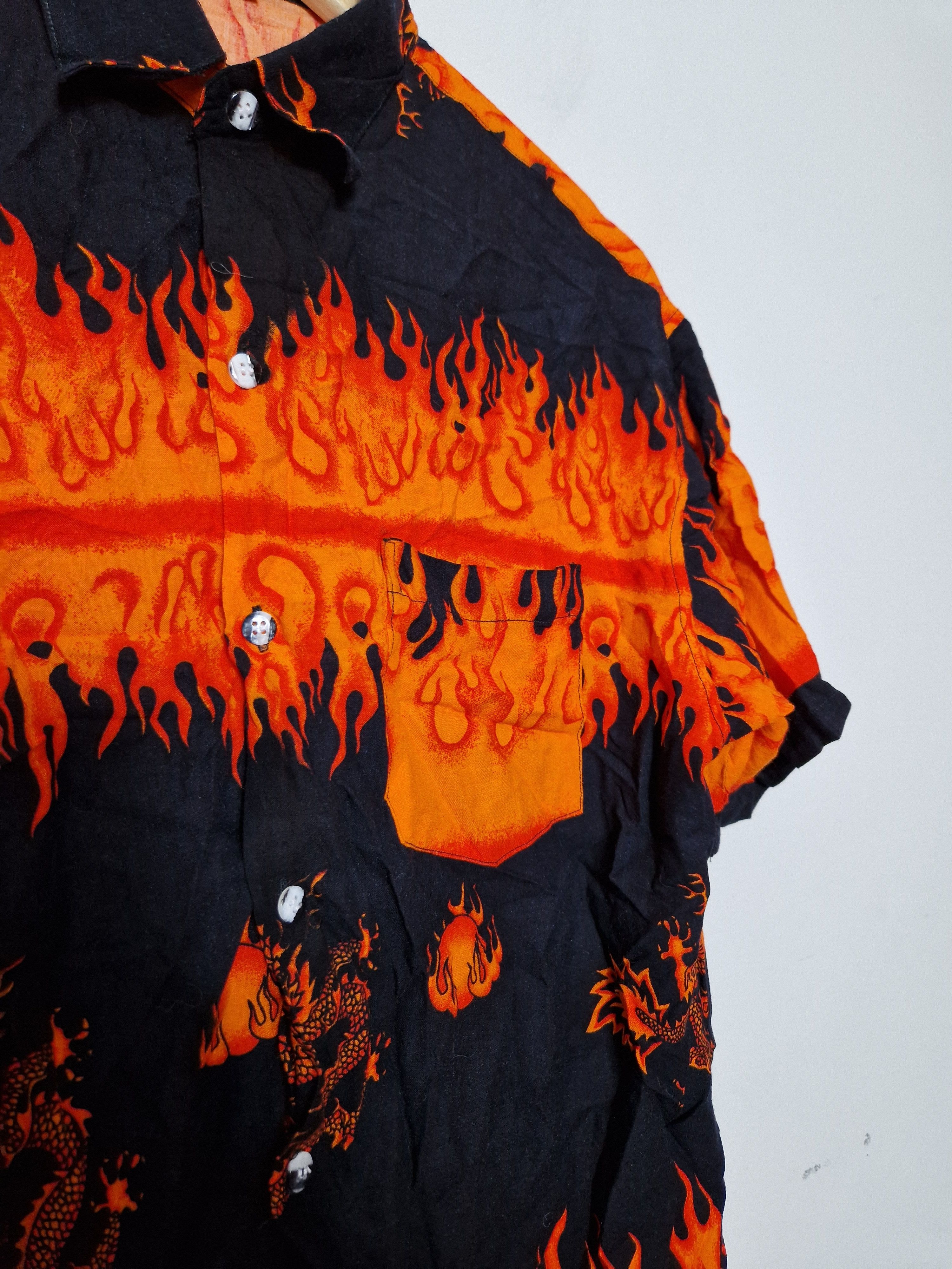 Vintage vintage y2k 2000s flame shirt crazy 90s Size US L / EU 52-54 / 3 - 4 Thumbnail
