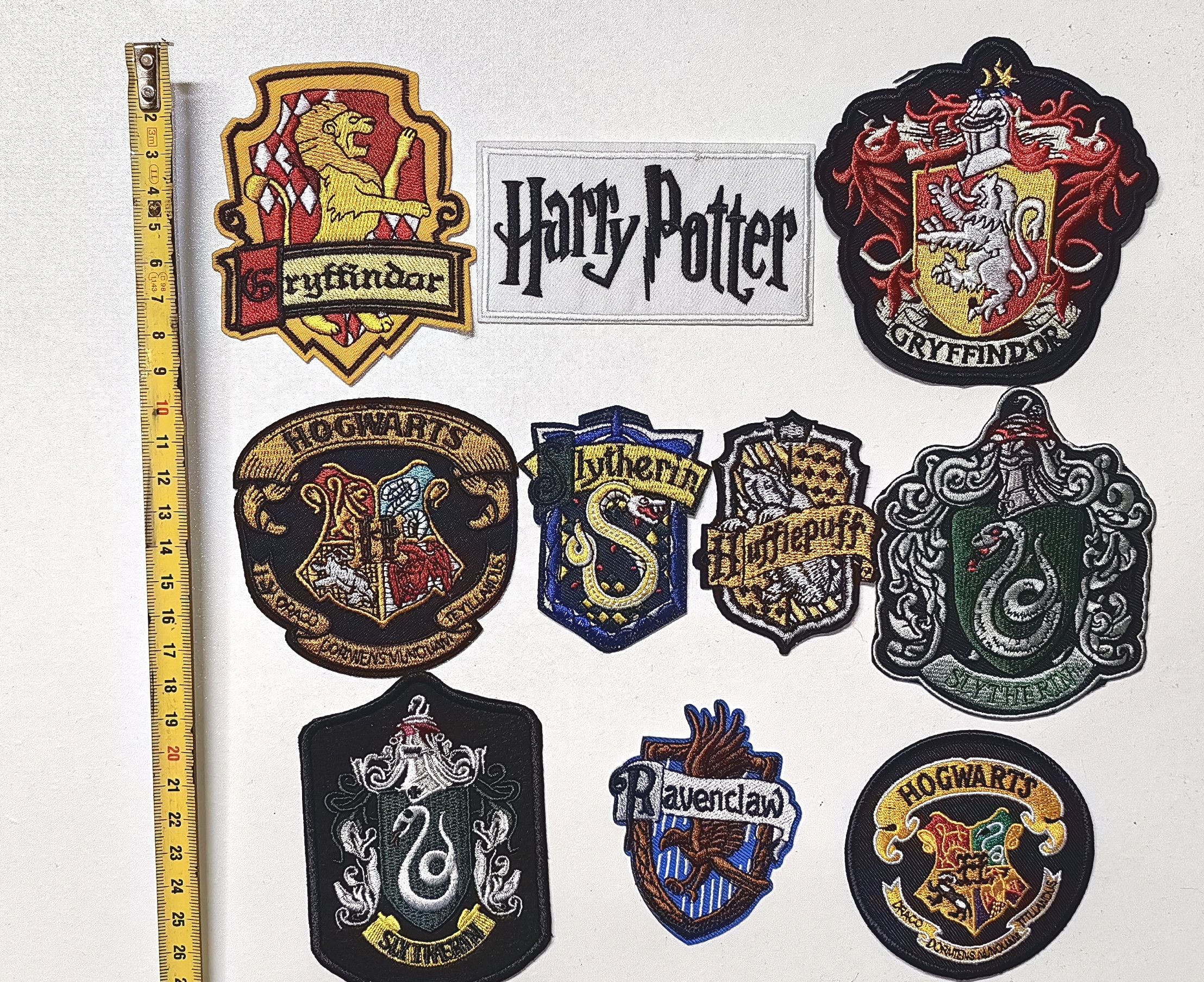 Handmade × Vintage 10 pcs set Embroidered Cloth Iron On Patch Size ONE SIZE - 2 Thumbnail