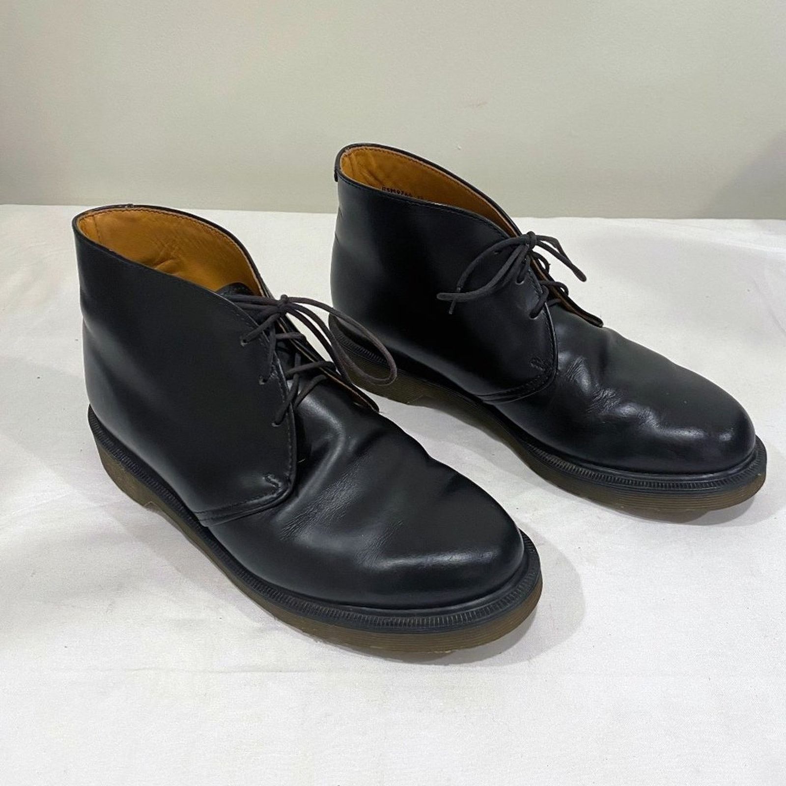 Dr. Martens Vintage Dr. Martens Chukka Boots Black Leather England Sz 7 Size US 7 / EU 40 - 1 Thumbnail