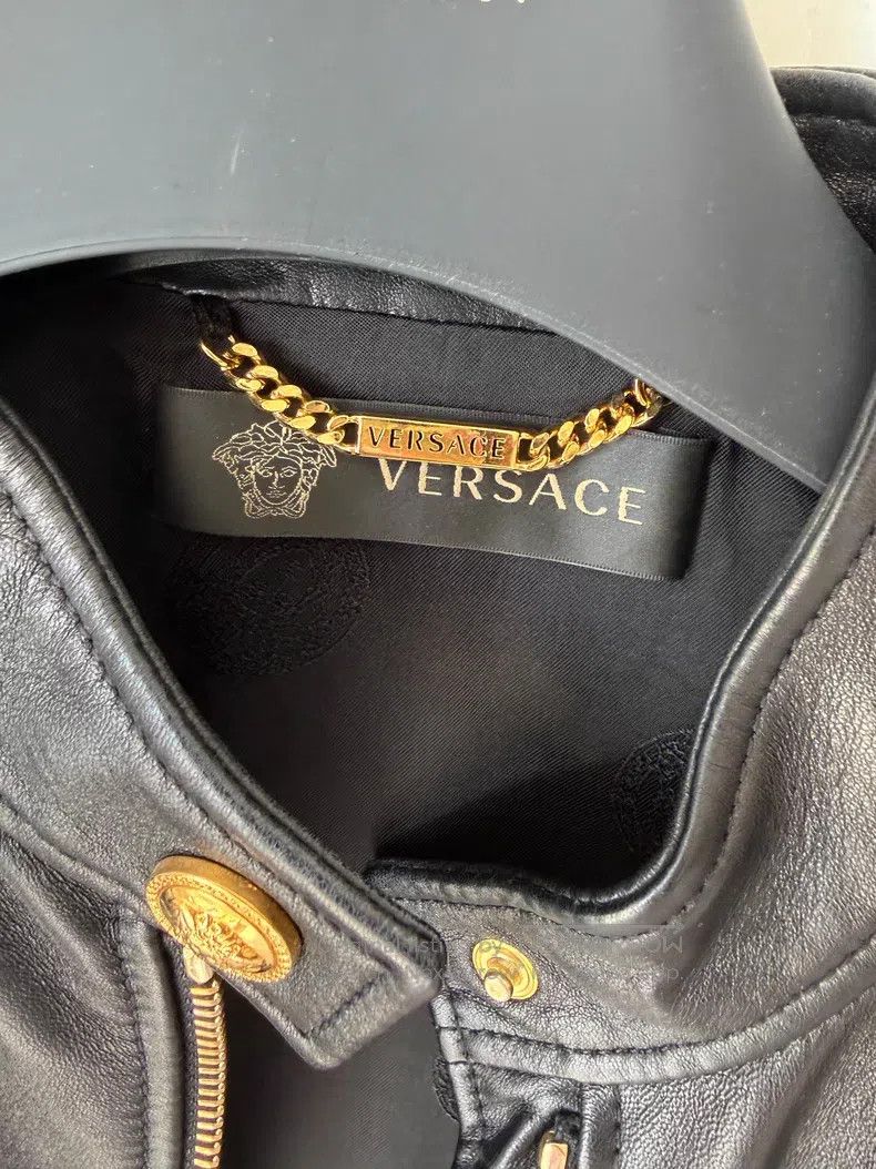 Versace Versace Sheepskin coat Size US XXS / EU 40 - 2 Thumbnail
