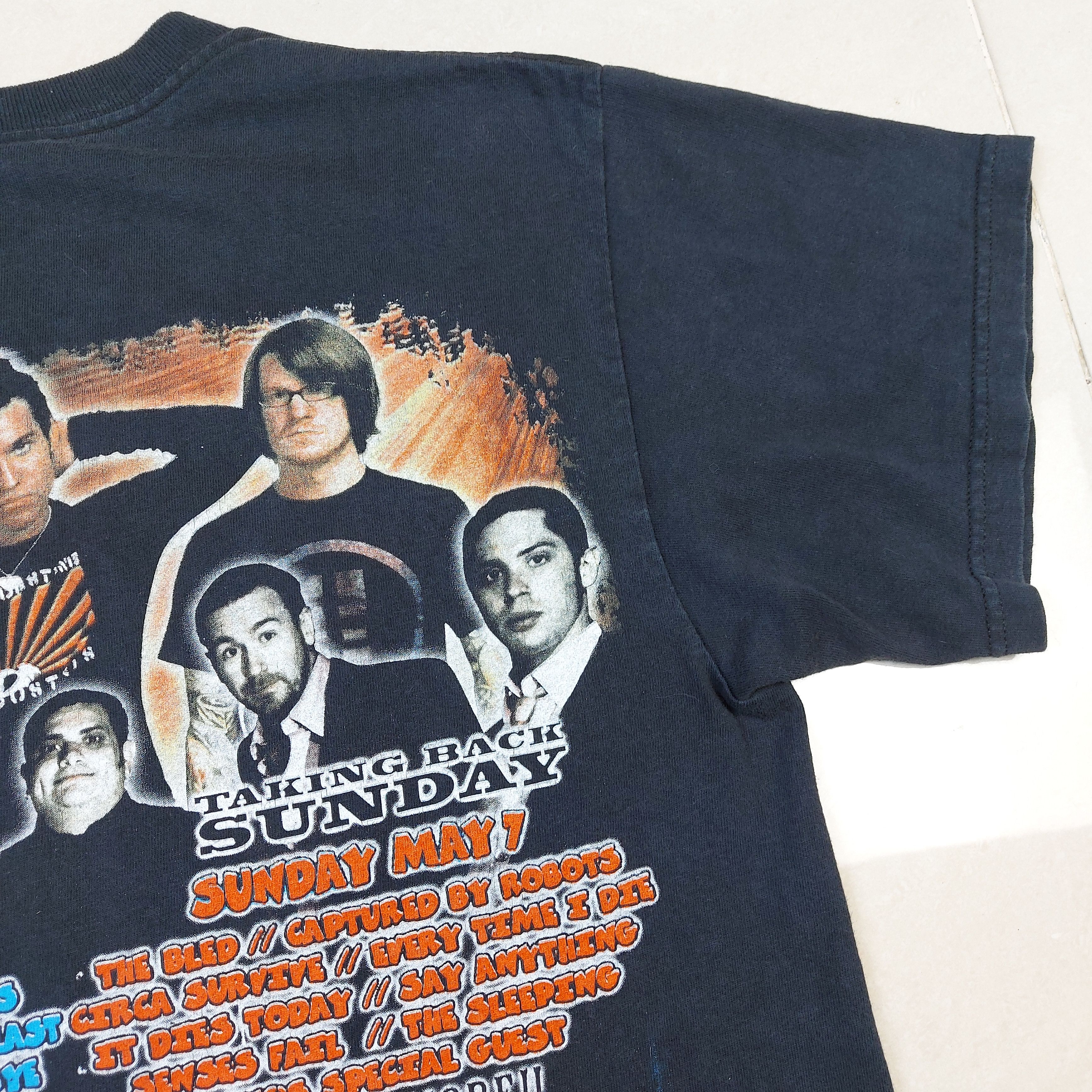 Band Tees VTG 2006 The Bamboozle Taking Back Sunday Fall Out Boy TEE Size US S / EU 44-46 / 1 - 18 Thumbnail