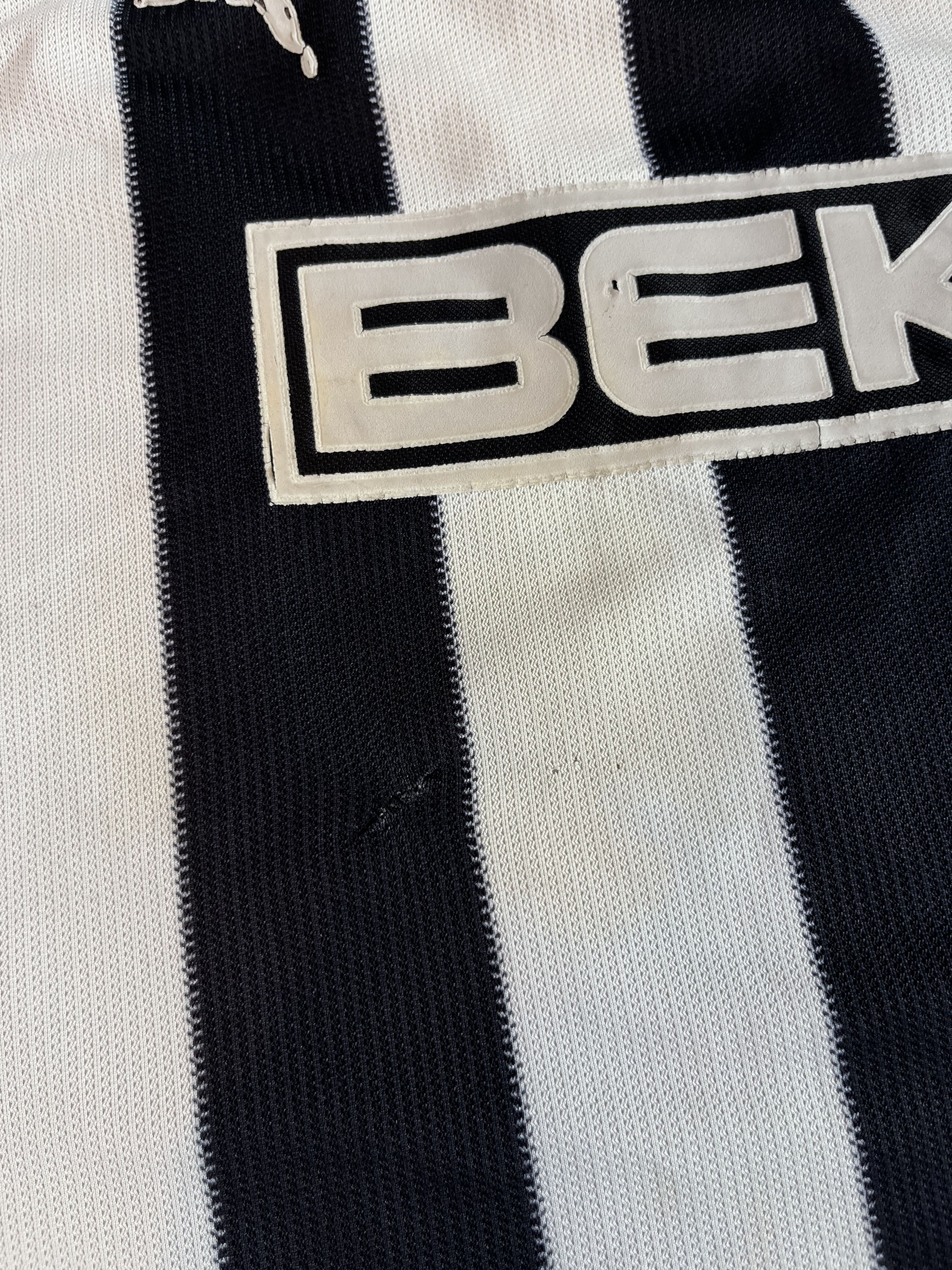 Puma × Vintage Vintage Puma Besiktas 2003-04 Soccer Away Kit Size US M / EU 48-50 / 2 - 11 Thumbnail