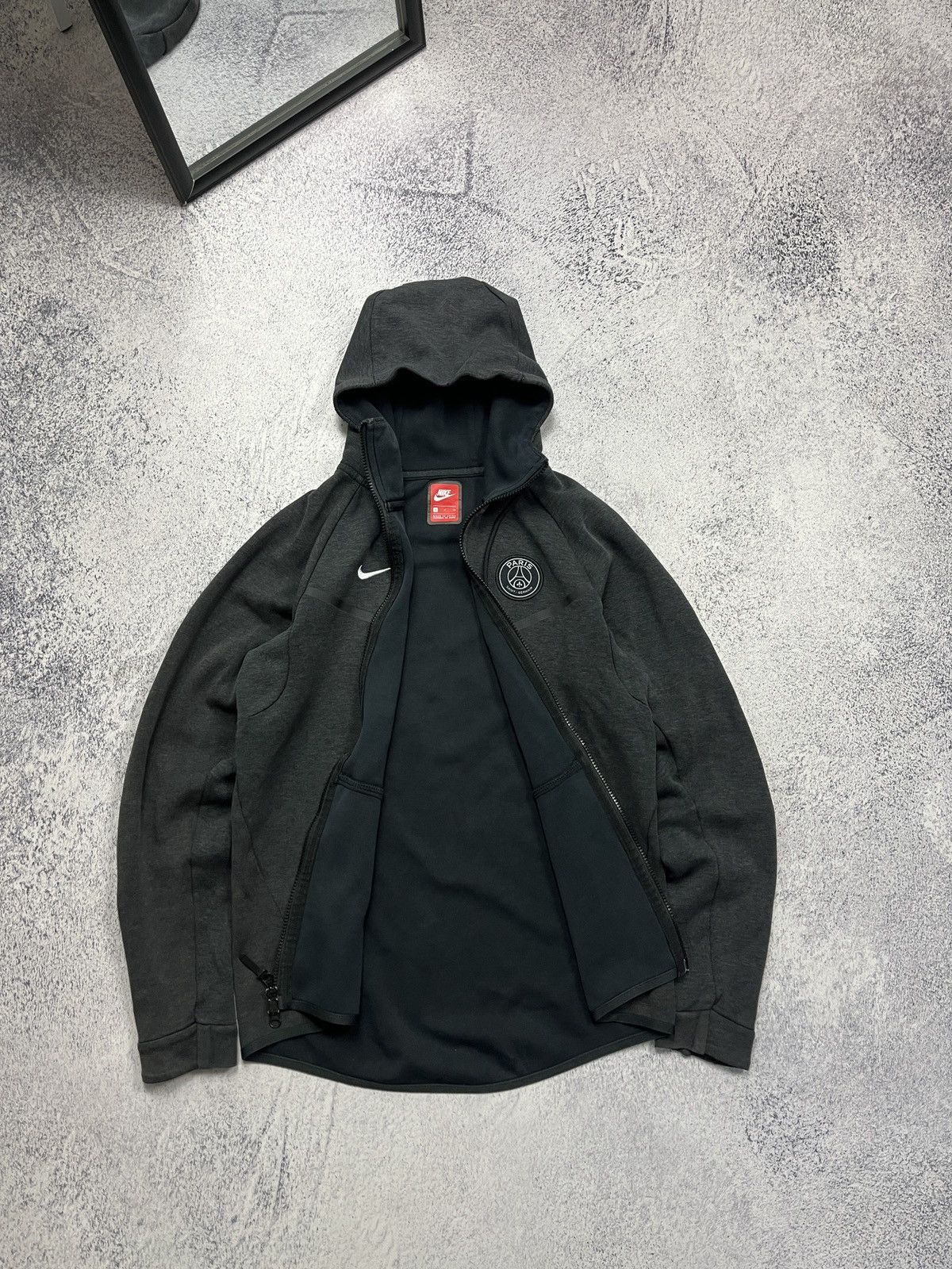 Nike Nike Tech Fleece PSG France Zip Up Hoodie Drill Jacket Hype Size US S / EU 44-46 / 1 - 10 Thumbnail