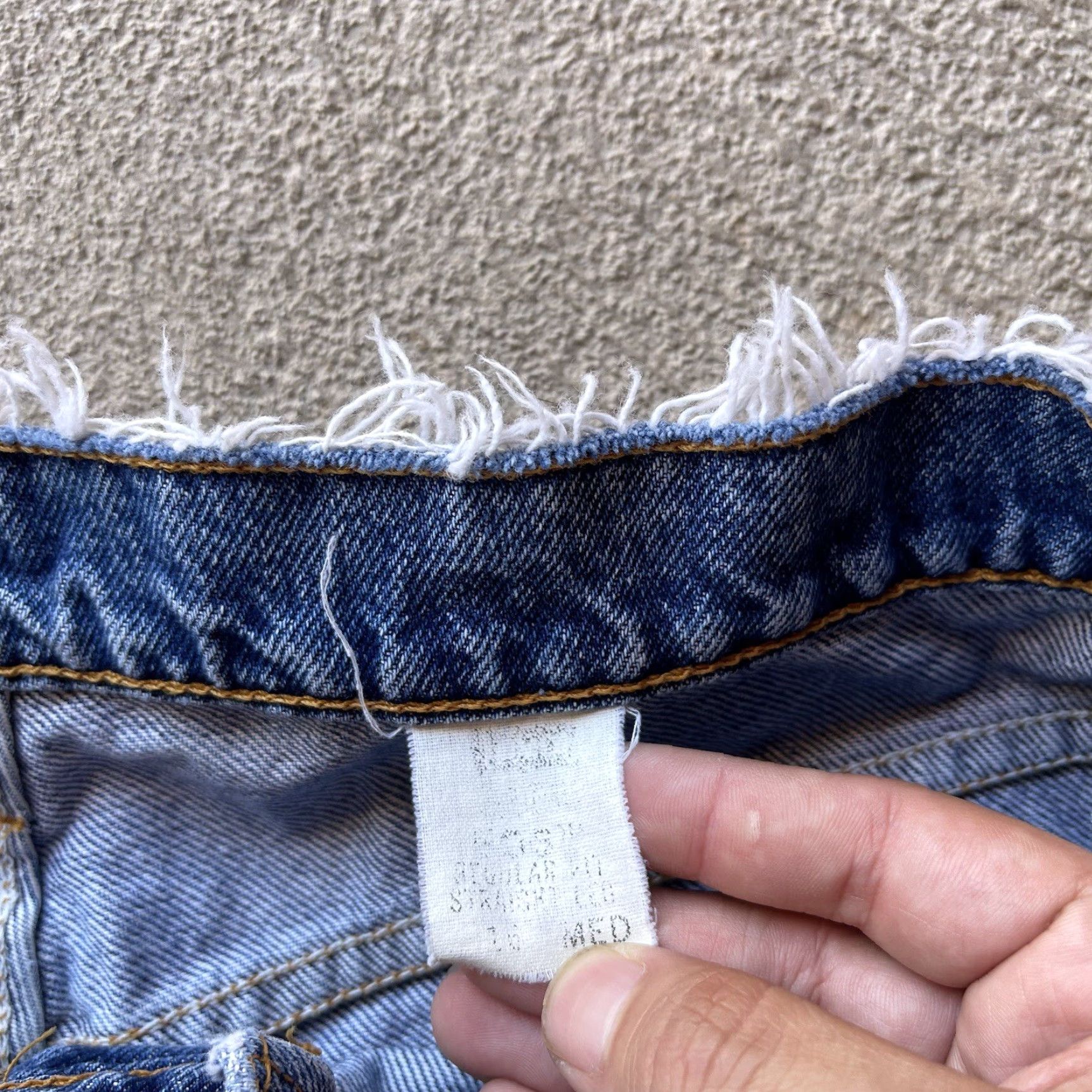 Levi's VINTAGE Levi's Shorts 34 Blue Denim Cut-Off Baggy 90s Womens Size 24" / US 00 / IT 34 - 5 Thumbnail