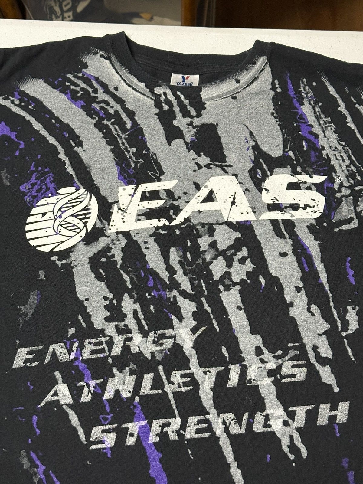 Other Vintage y2k Eas Energy Athletics Strength tshirt Size US L / EU 52-54 / 3 - 2 Thumbnail