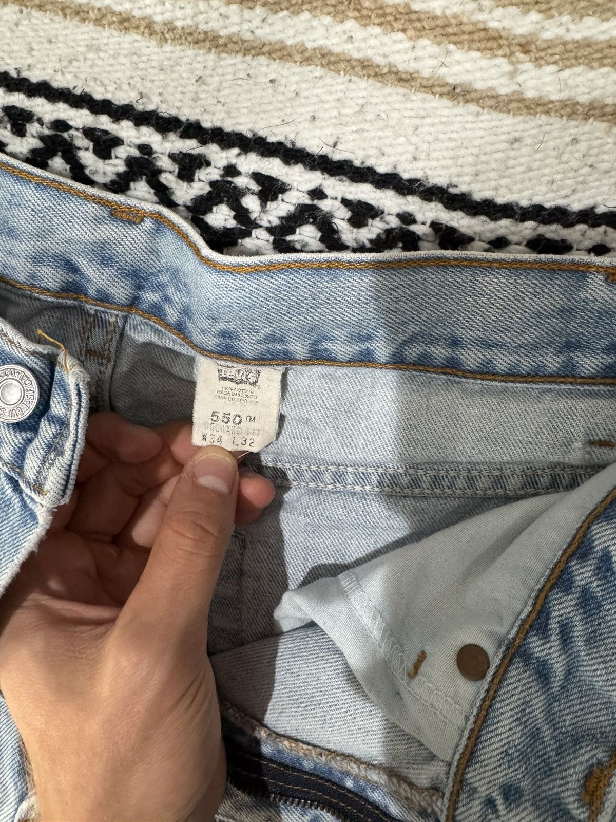 Levi's Vintage Clothing Vintage 550 Levi Original Riveted Jeans 34/32 Size US 34 / EU 50 - 3 Thumbnail