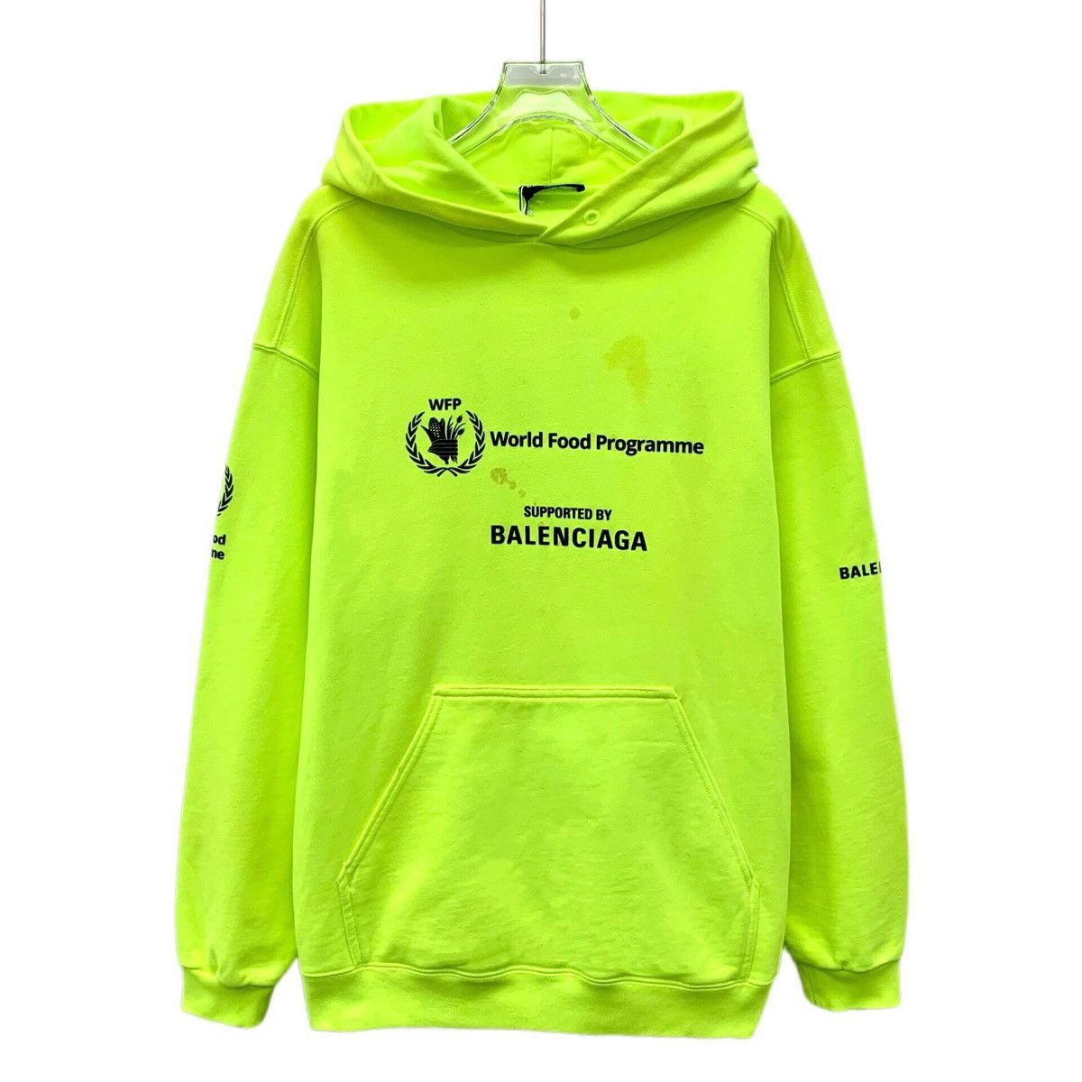 Balenciaga Balenciaga x WFP Fluorescent Yellow Hooded Sweatshirt K26WX Size US XS / EU 42 / 0 - 1 Thumbnail