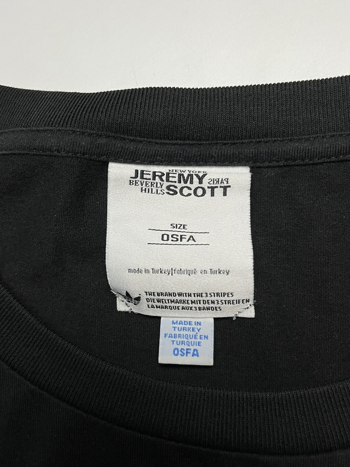 Adidas × Jeremy Scott RARE Adidas x Jeremy Scott Oversized JS Panda Bear Graphic Size US L / EU 52-54 / 3 - 5 Thumbnail