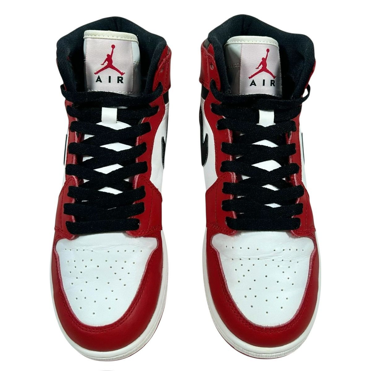 Jordan Brand VTG Air Jordan 1 OG Chicago White Red Black 2013 Sneakers Size US 5 / EU 37 - 4 Thumbnail