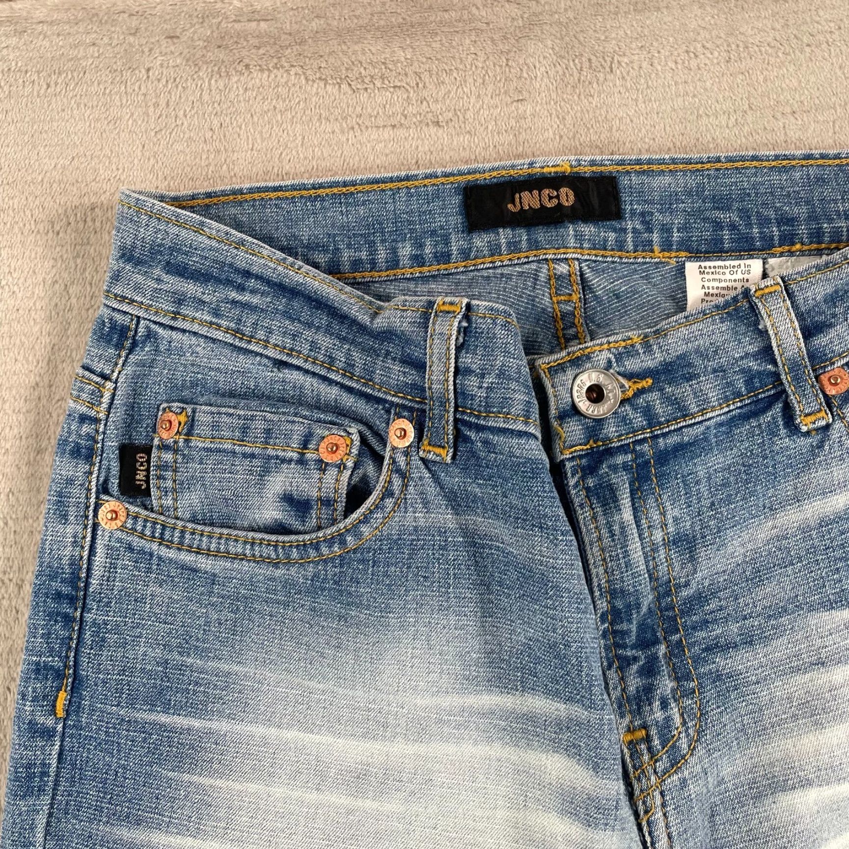 JNCO VINTAGE JNCO Flared Jeans Women 7 Jeans 28x33 Blue Wash Wide Hem Embroidered Pocket 5-Pocket Geometric Hip Hop Hippie Hipster USA Jeans Womens Size 28" / US 6 / IT 42 - 2 Thumbnail
