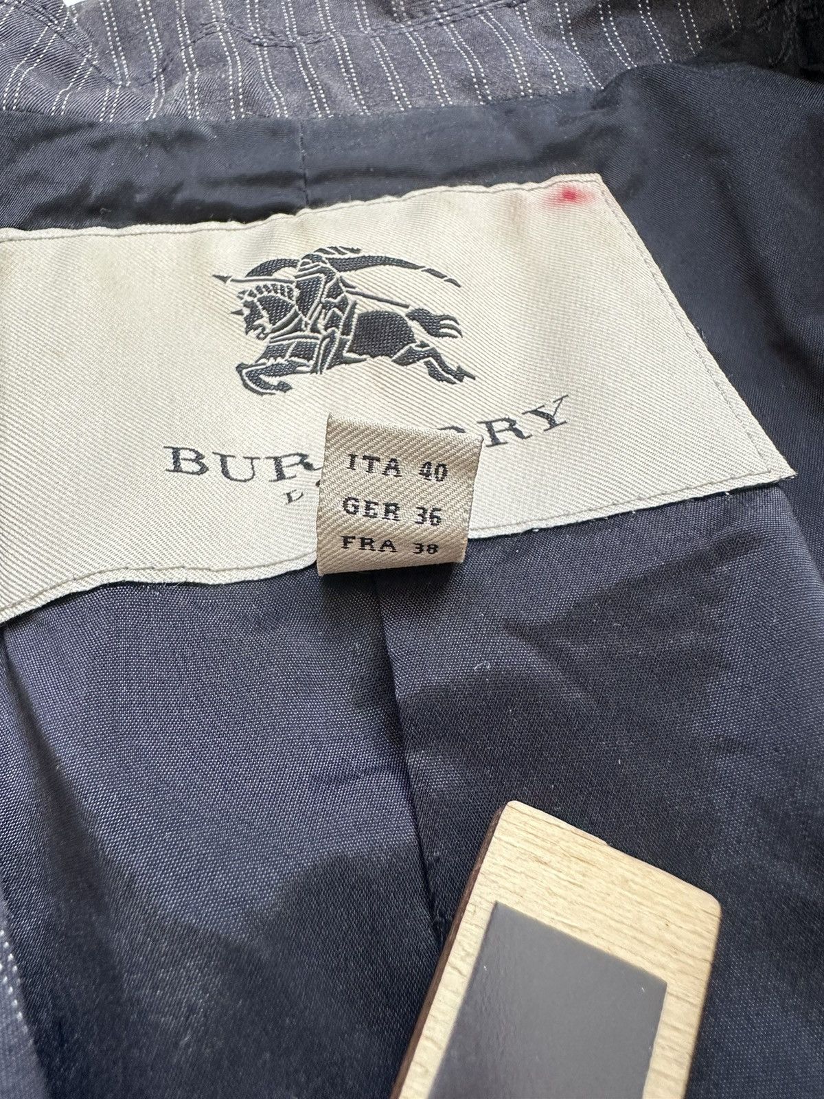 Burberry-Vintage Navy Gray Blazer Jacket-Shiny Silver