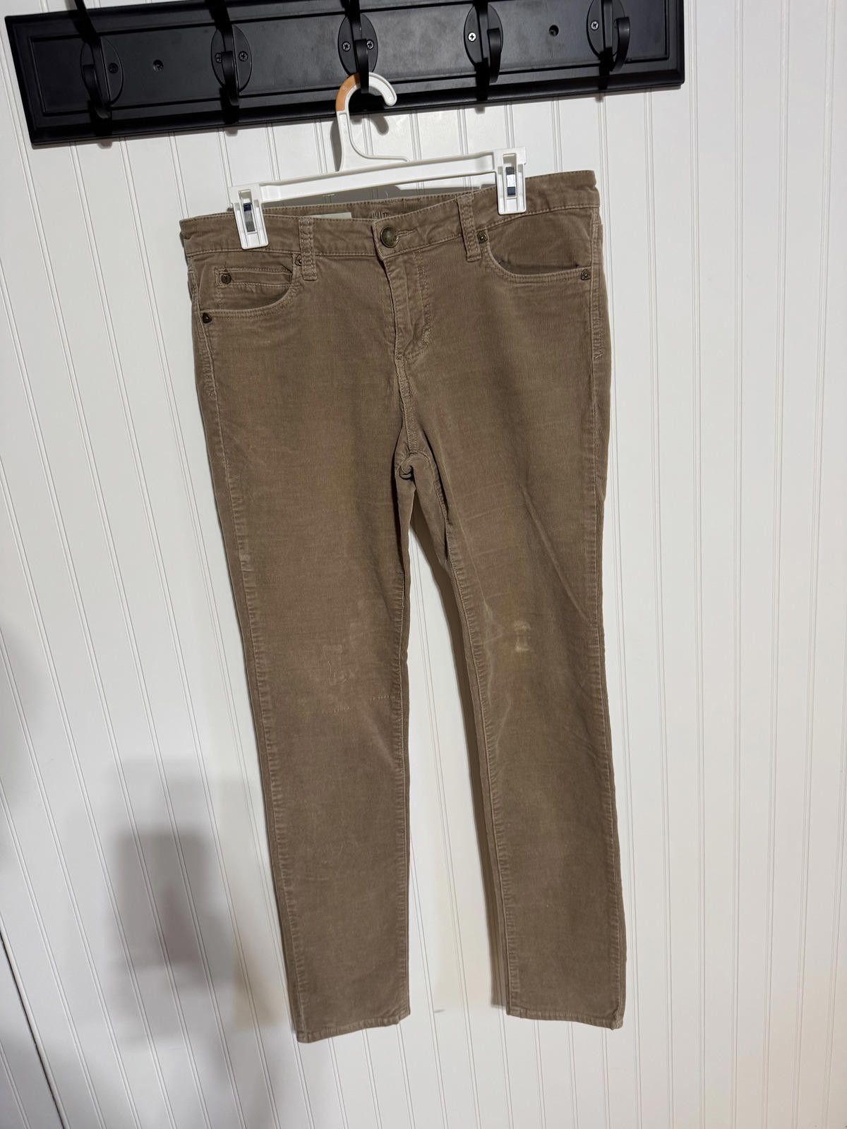 Other Kut from the Kloth WO Sz 12 Diana Skinny Tan Corduroy Pants Size 34" / US 12 / IT 48 - 1 Thumbnail