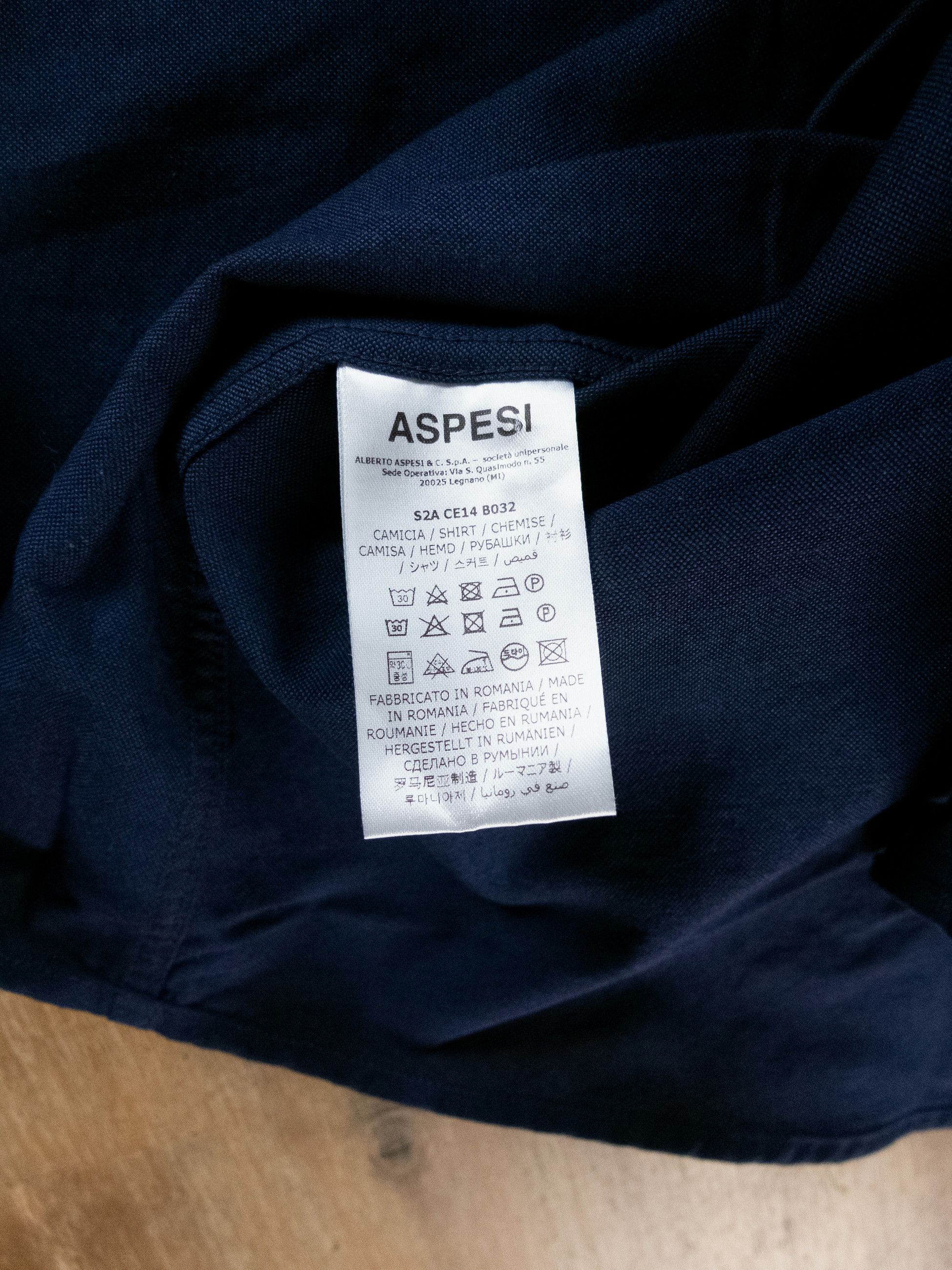 Aspesi ASPESI solid navy blue regular fit Oxford shirt 42 / Large Size US L / EU 52-54 / 3 - 8 Thumbnail