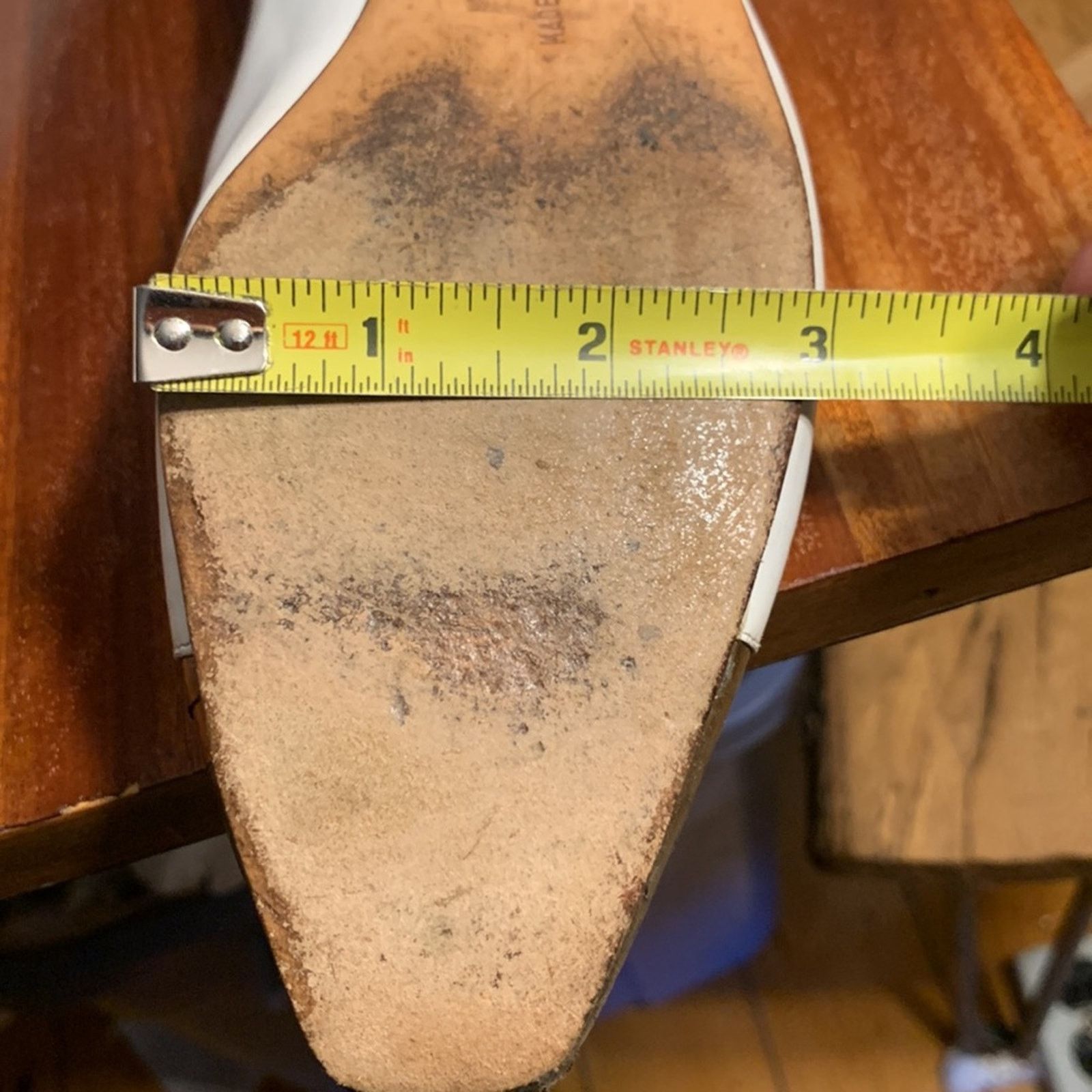 Salvatore Ferragamo 80’s Ferragamo Italy ballet flats white gold snakeskin cap Size US 8 / IT 38 - 13 Thumbnail