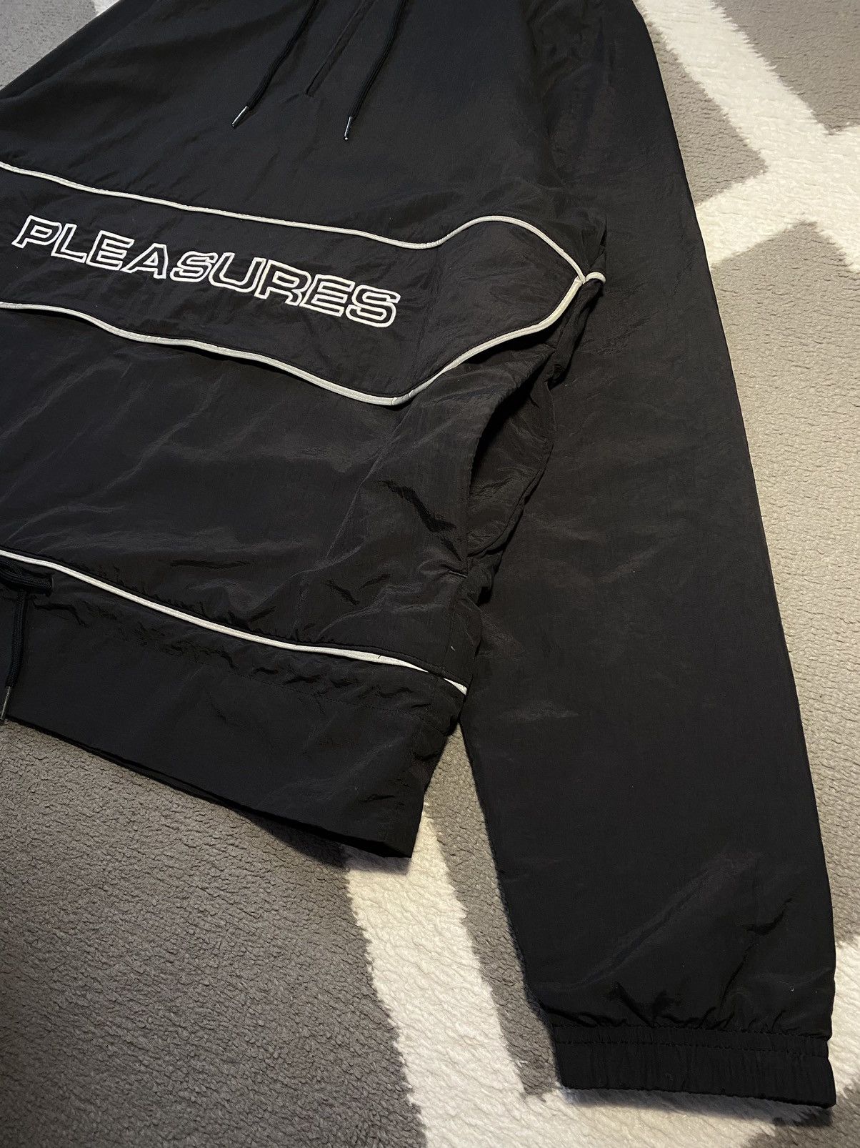 Pleasures × Reebok Reebok x Pleasures Vector Anorak Light Jacket Size US M / EU 48-50 / 2 - 8 Thumbnail