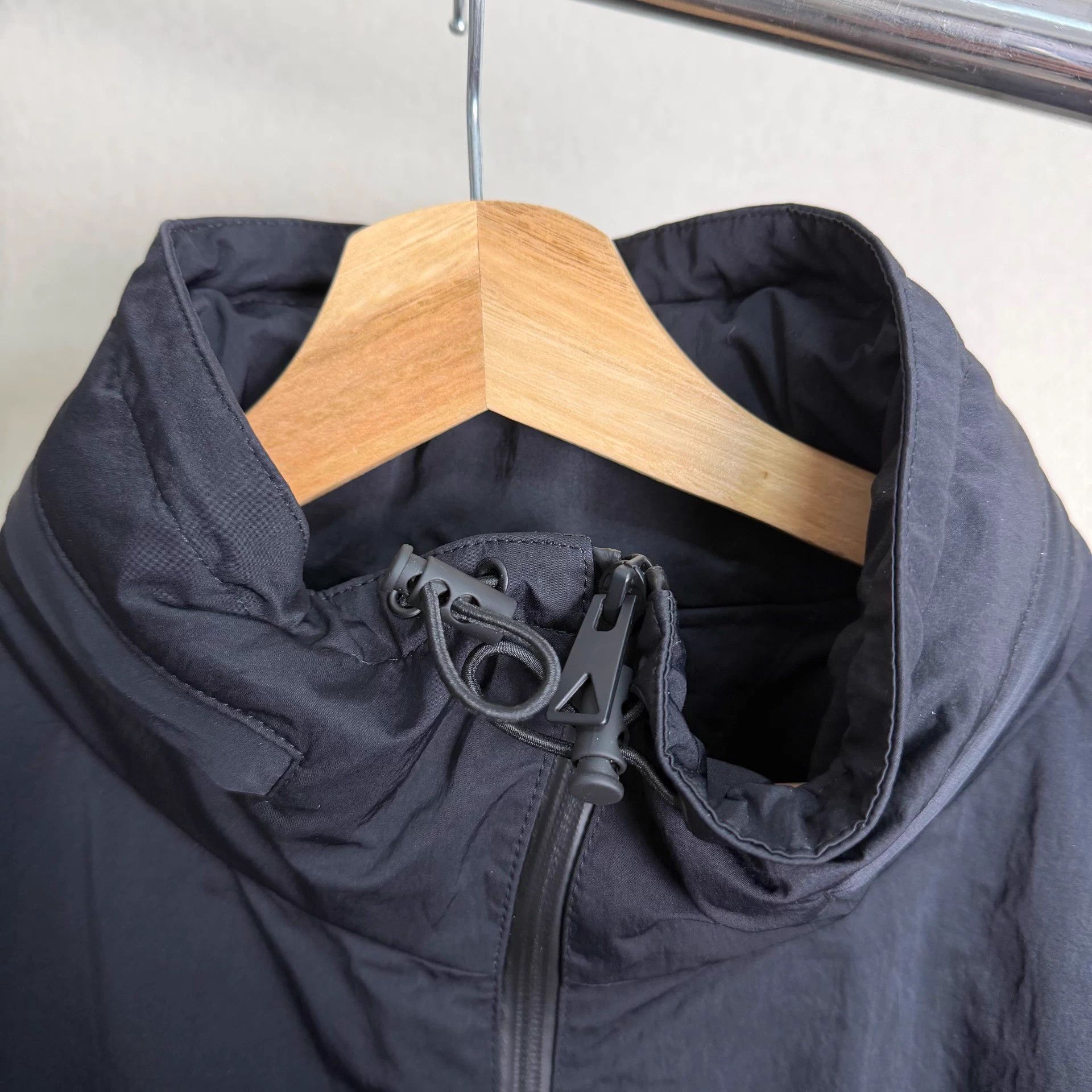 Bottega Veneta BV FW22 men's color blocked oversized hooded black XL Size US XL / EU 56 / 4 - 3 Thumbnail
