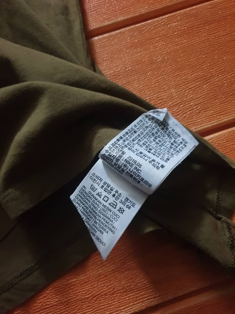 Nike Nike green colour shorts sleeve shirt Size M / US 6-8 / IT 42-44 - 3 Thumbnail