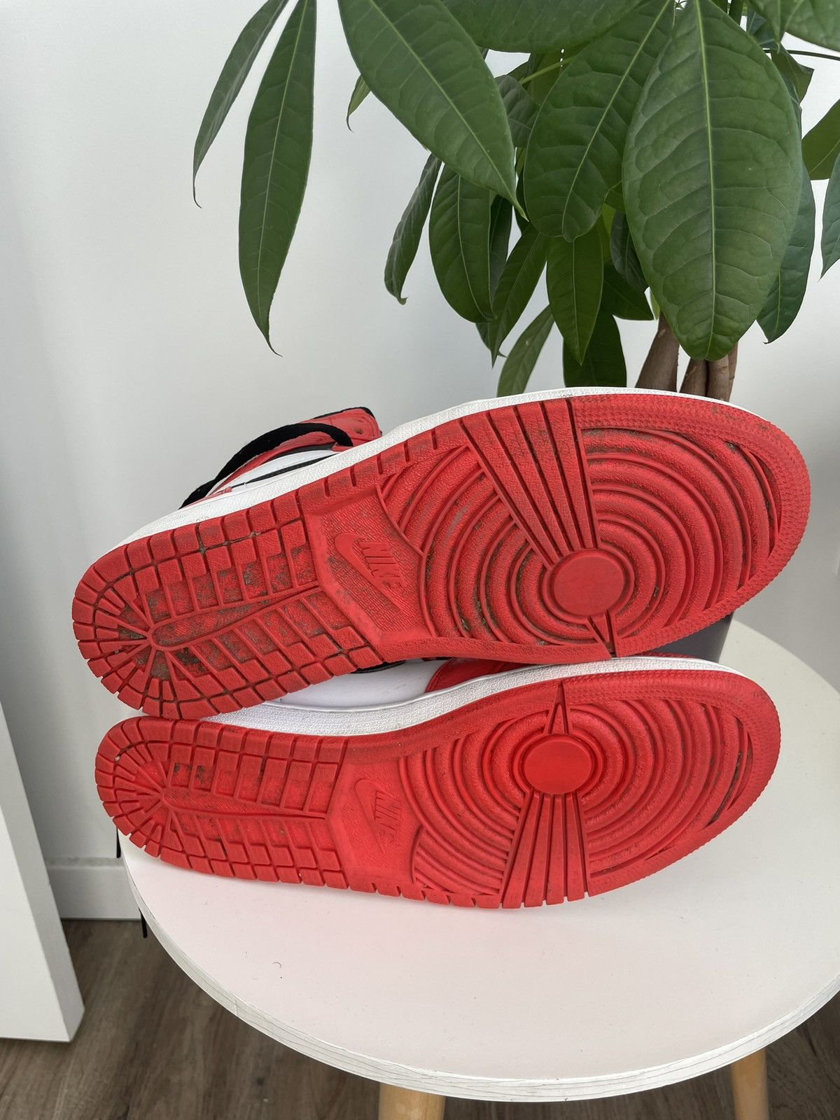 Jordan Brand Men Size 10.5 Air Jordan 1 Rare Air 'Max Orange' Shoes Size US 10.5 / EU 43-44 - 6 Thumbnail