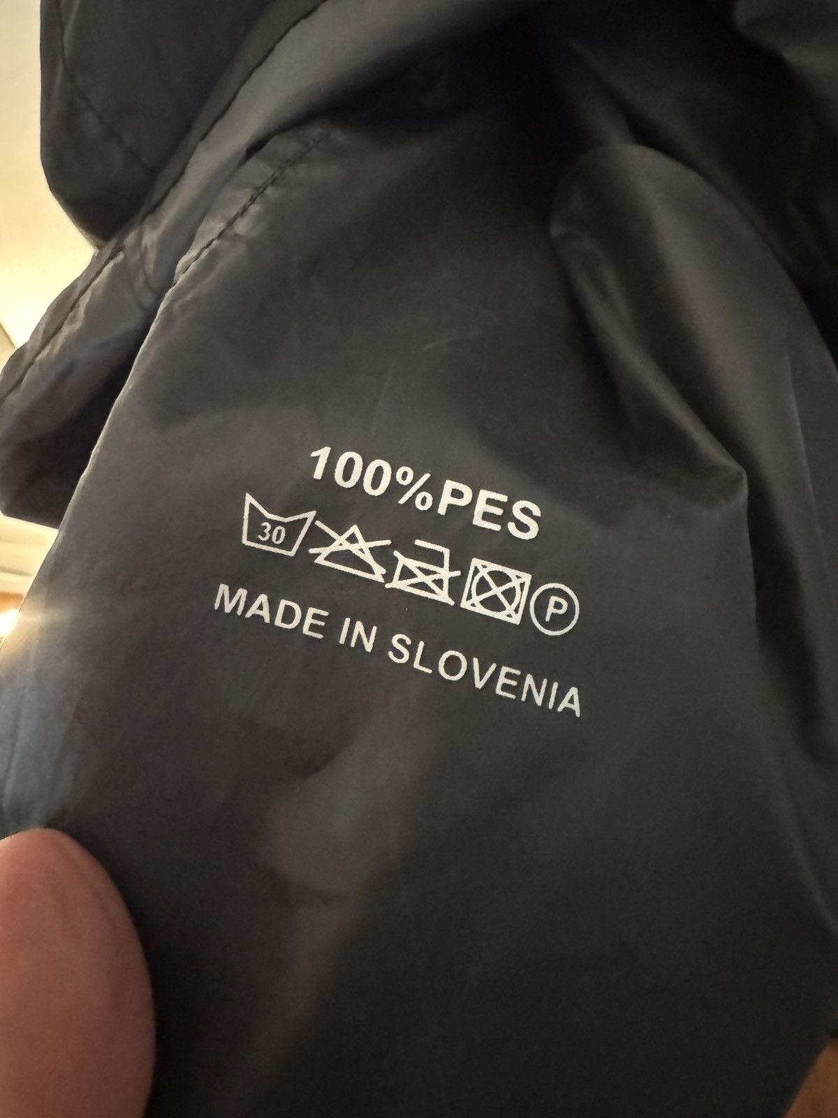 Vetements Official Fake Raincoat / made in slovenia Size US L / EU 52-54 / 3 - 5 Thumbnail