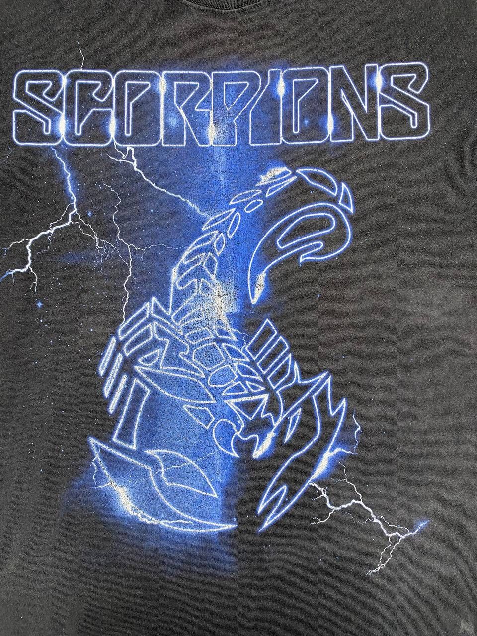 Vintage Vintage 90s Scorpions Men Band T- Shirt Black Vintage Size US XL / EU 56 / 4 - 2 Thumbnail