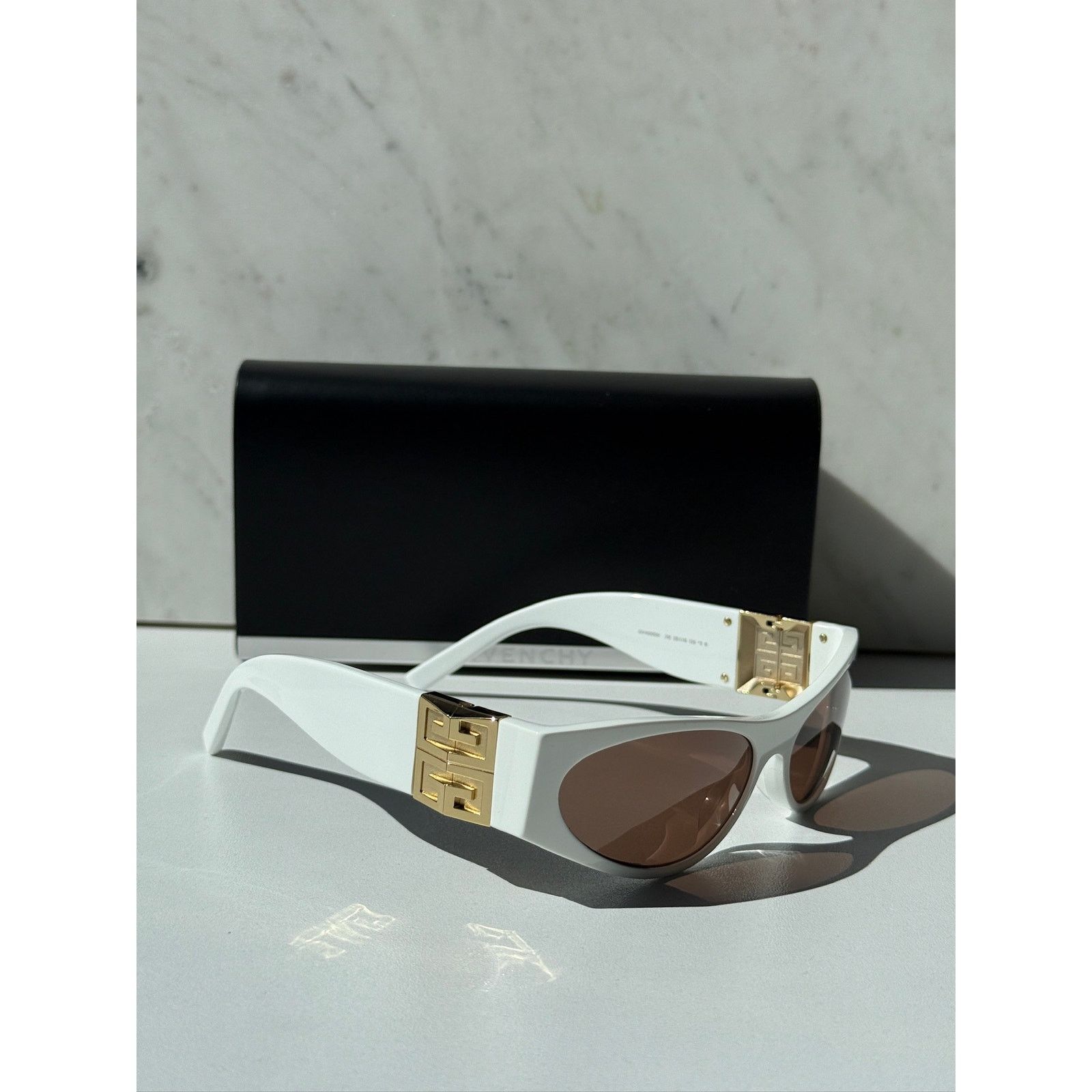 Givenchy NEW Givenchy GV40055I Mask White Sunglasses $870 Size ONE SIZE - 5 Thumbnail