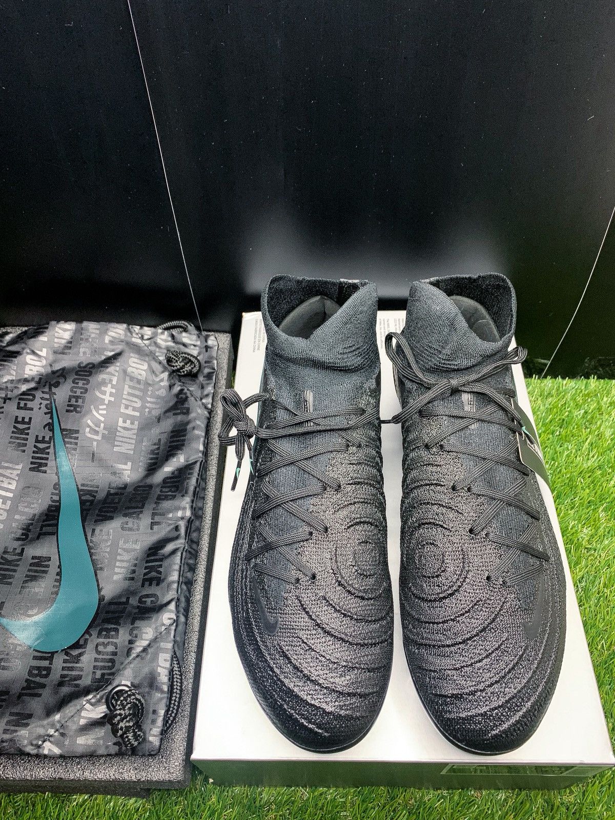 Nike Nike Phantom Luna 2 Elite Size US 9 / EU 42 - 2 Thumbnail