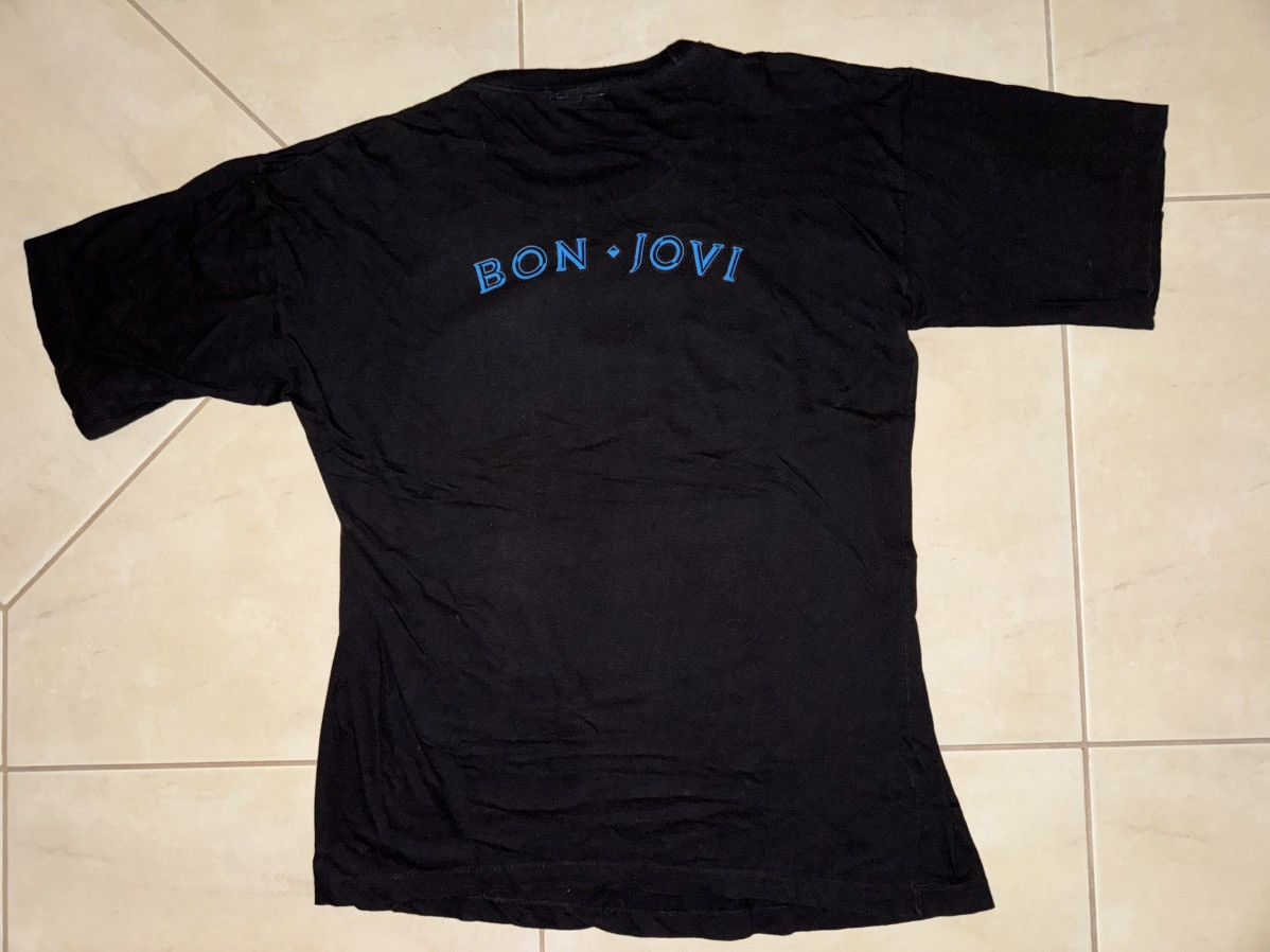 Other Vintage Bon Jovi Forever t shirt tee 2 sided single stich Size US L / EU 52-54 / 3 - 2 Thumbnail