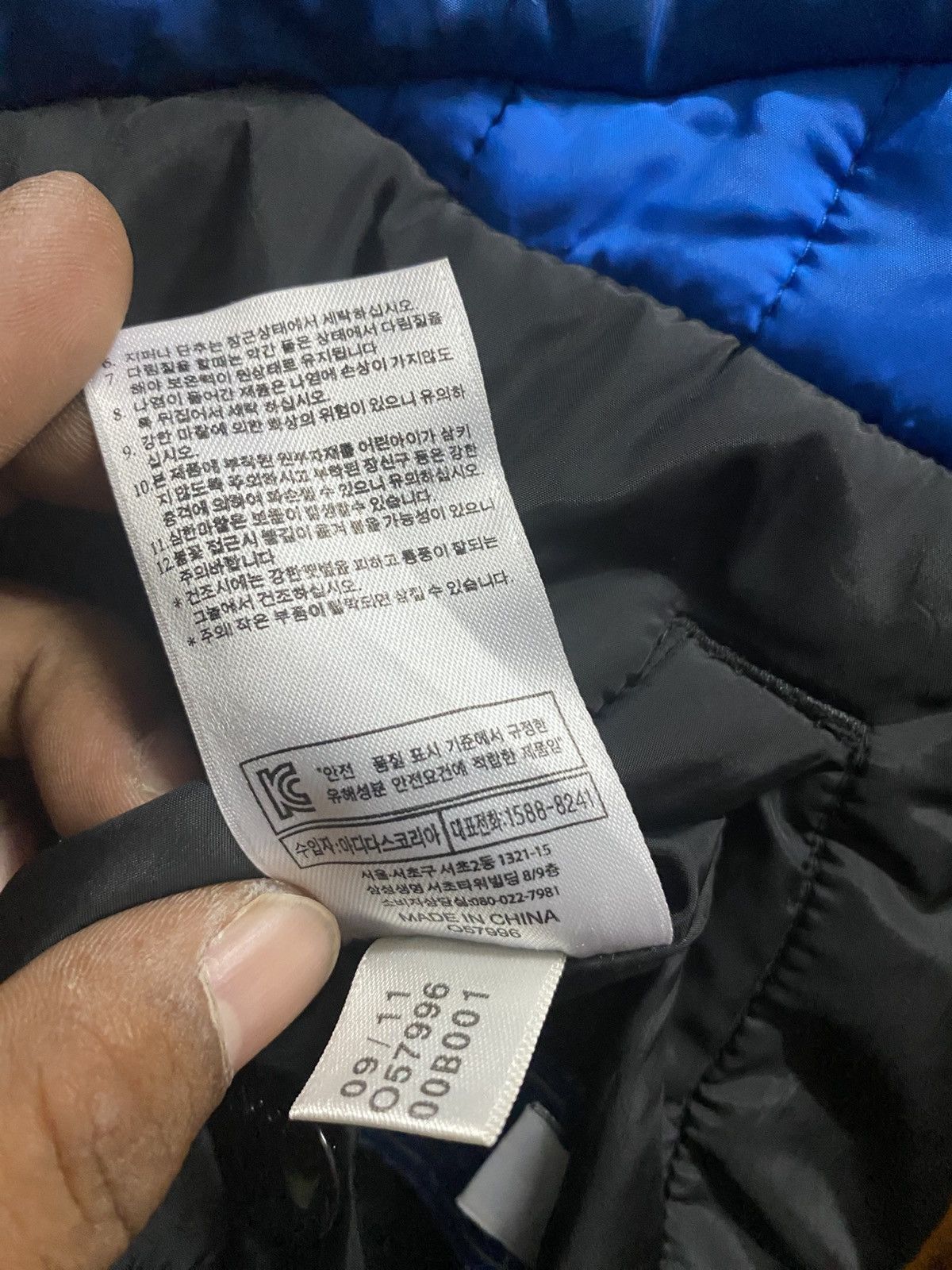 Adidas × Vintage Adidas Puffer Vest reversible Size US M / EU 48-50 / 2 - 12 Thumbnail