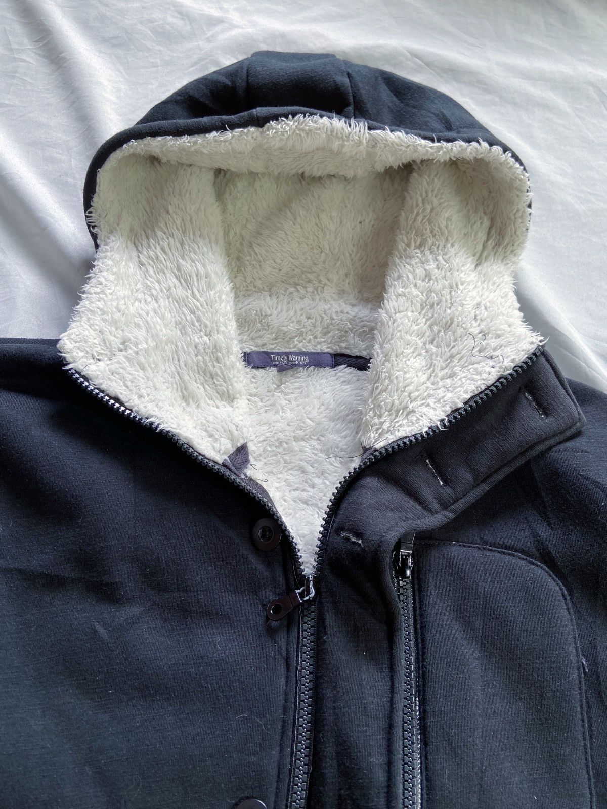 Beauty Beast TIMELY WARNING GORPCORE MULTI POCKET SHERPA ZIP HOODIE Size US L / EU 52-54 / 3 - 8 Thumbnail