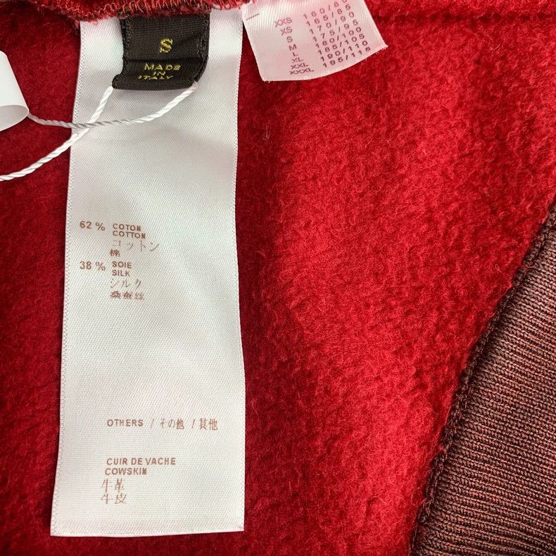 Louis Vuitton Louis Vuitton Red logo leather label cotton hooded drawstr Size US S / EU 44-46 / 1 - 6 Thumbnail