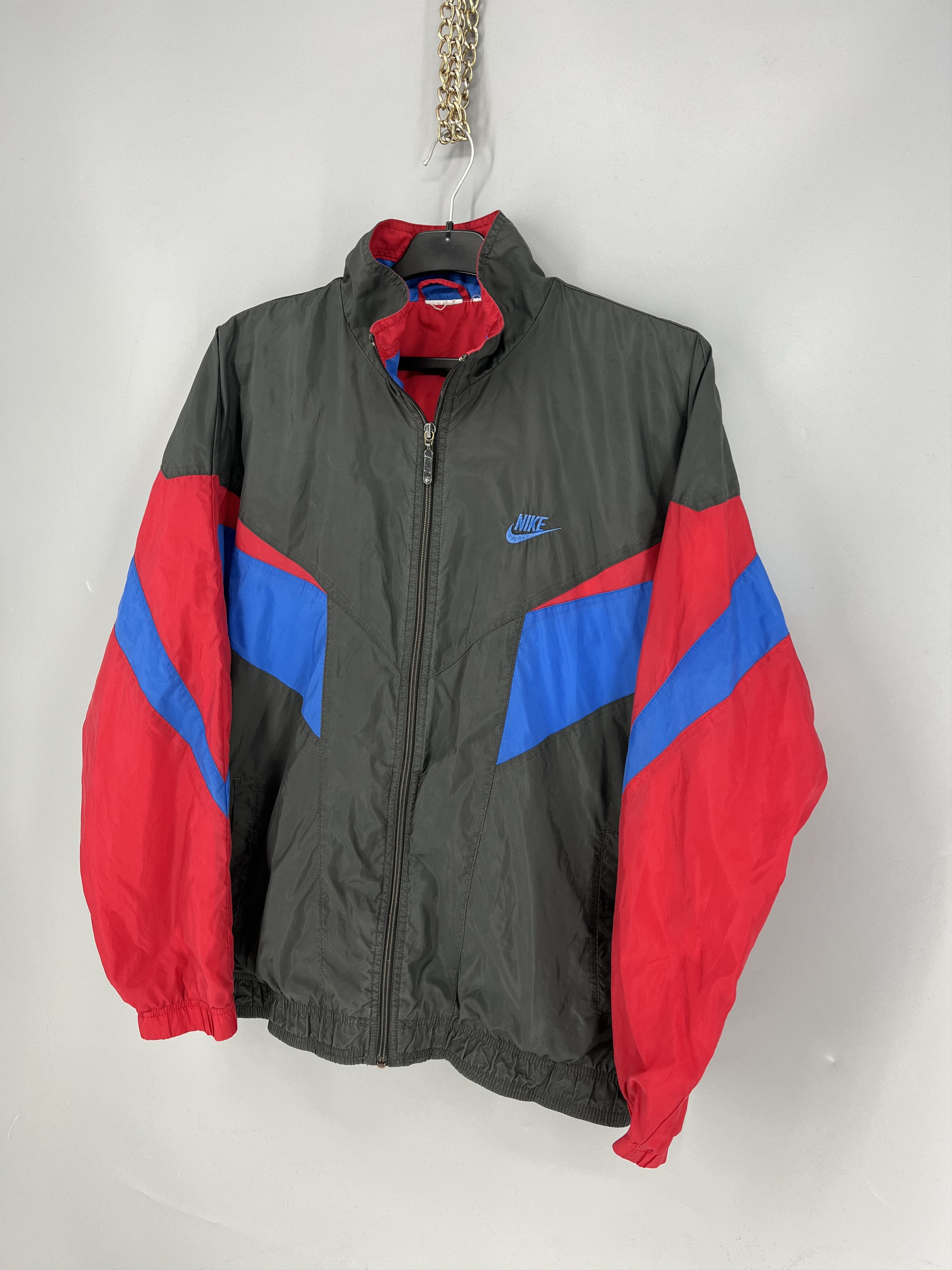 Nike Vintage Nike track jacket size M big logo swoosh Size US M / EU 48-50 / 2 - 3 Thumbnail