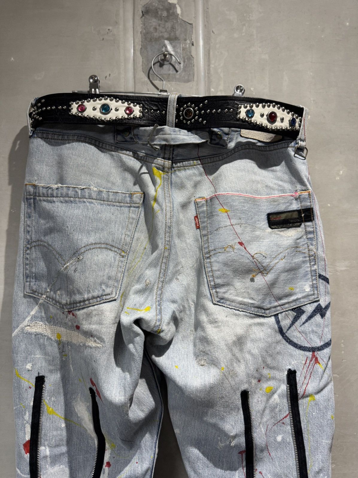 Fragment Design × Levi's Heavily Distressed Levis 505 x Fragment Design Selvedge Jean Size US 36 / EU 52 - 5 Thumbnail