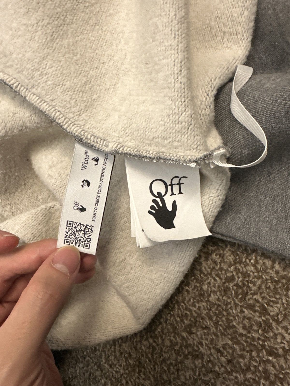 Off-White Off White Wave Diagonal Crewneck Sweatshirt Size US L / EU 52-54 / 3 - 3 Thumbnail