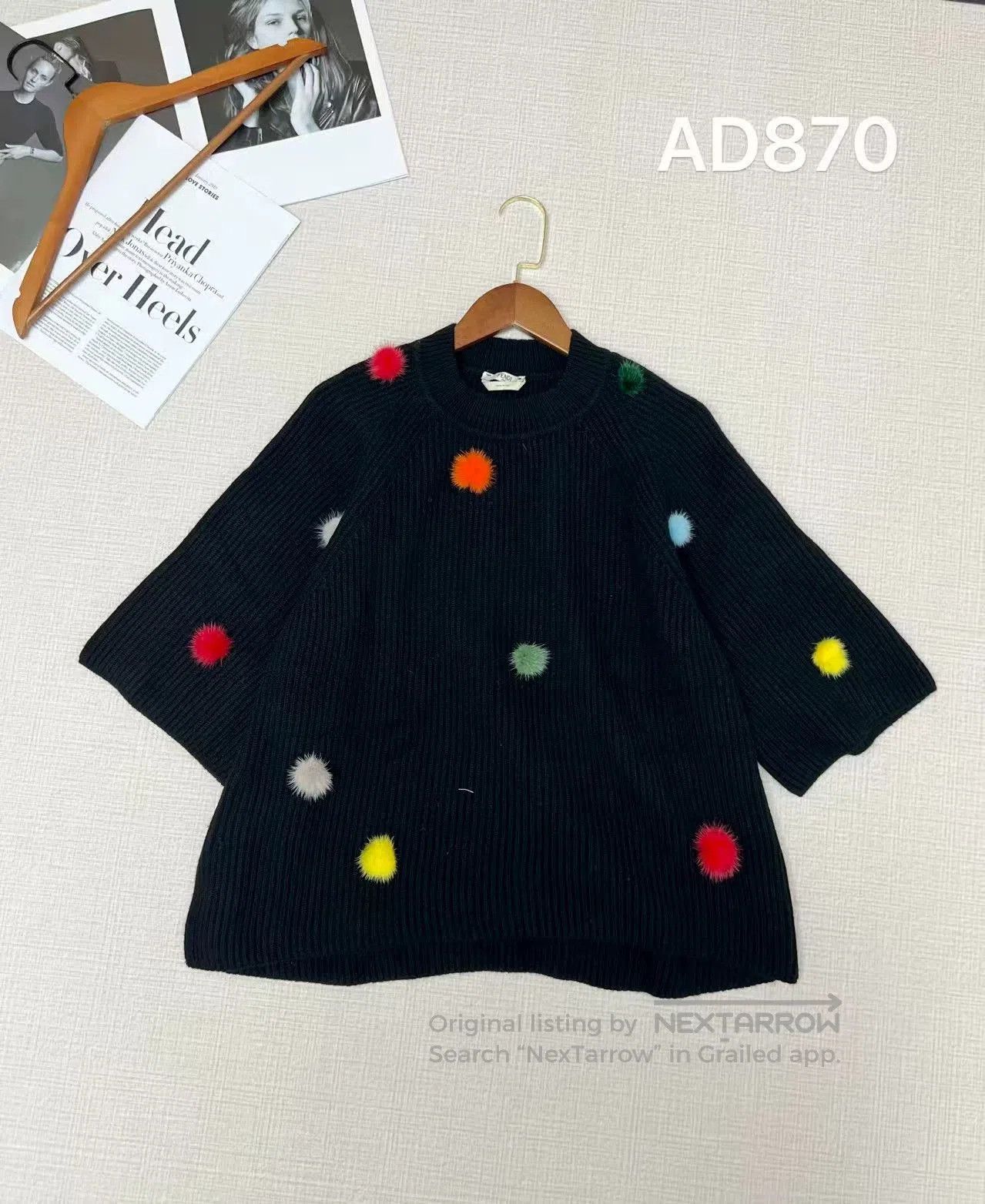 Fendi FENDI Fur Ball Cashmere Knit Sweater. Size US M / EU 48-50 / 2 - 1 Thumbnail