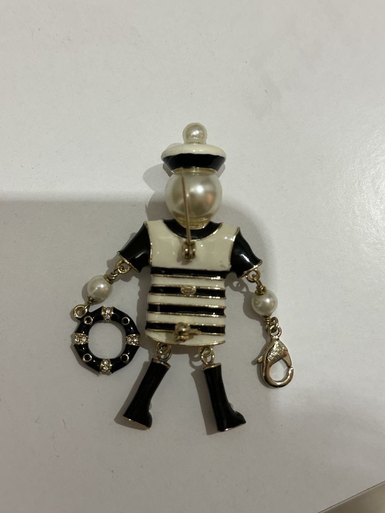 Chanel Chanel Nautical Figural Enamel Brooch Autumn 2019 Collection Size ONE SIZE - 5 Thumbnail