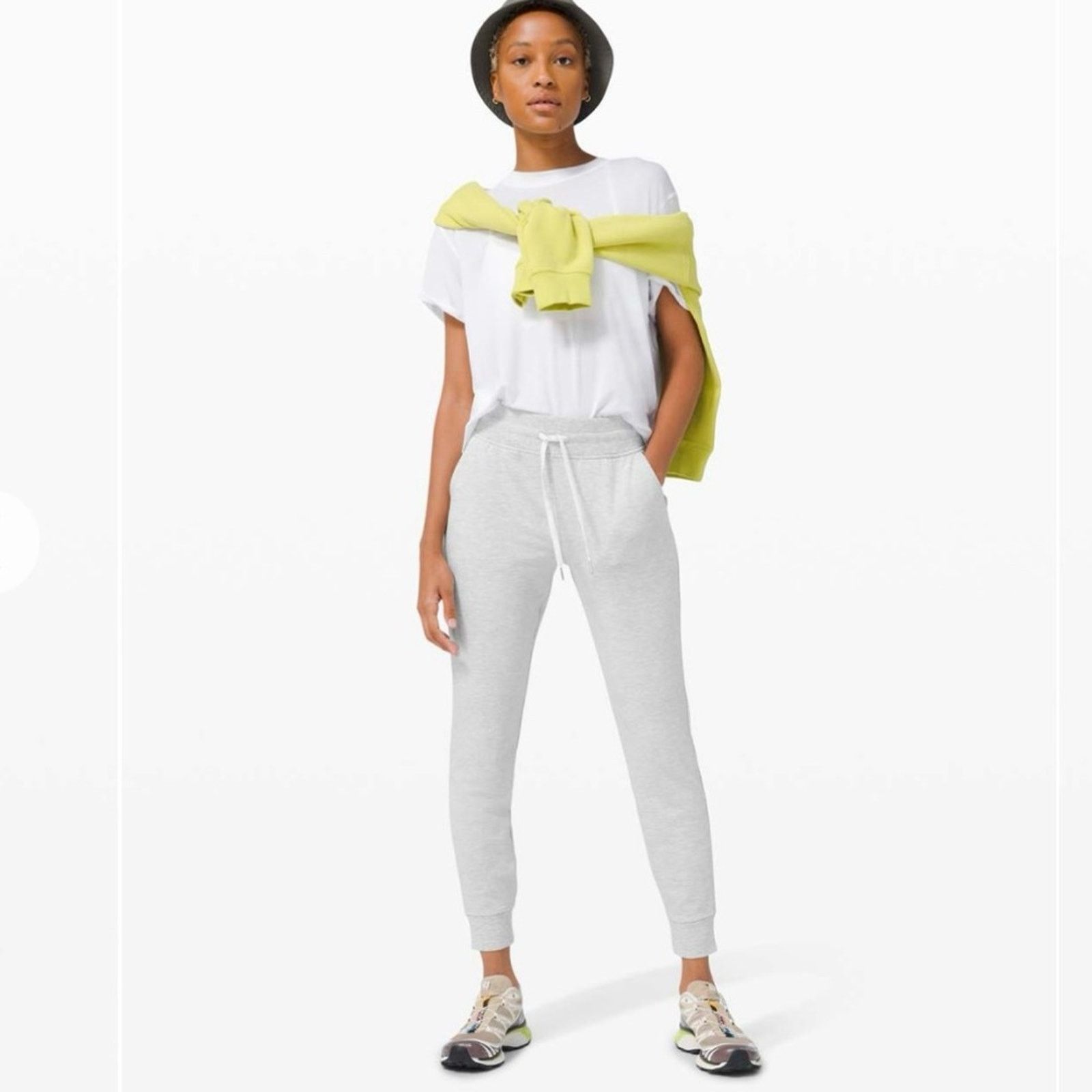 Lululemon Lululemon Warm Down High-Rise Jogger in Heathered Core Ultra Size 26" / US 2 / IT 38 - 13 Thumbnail