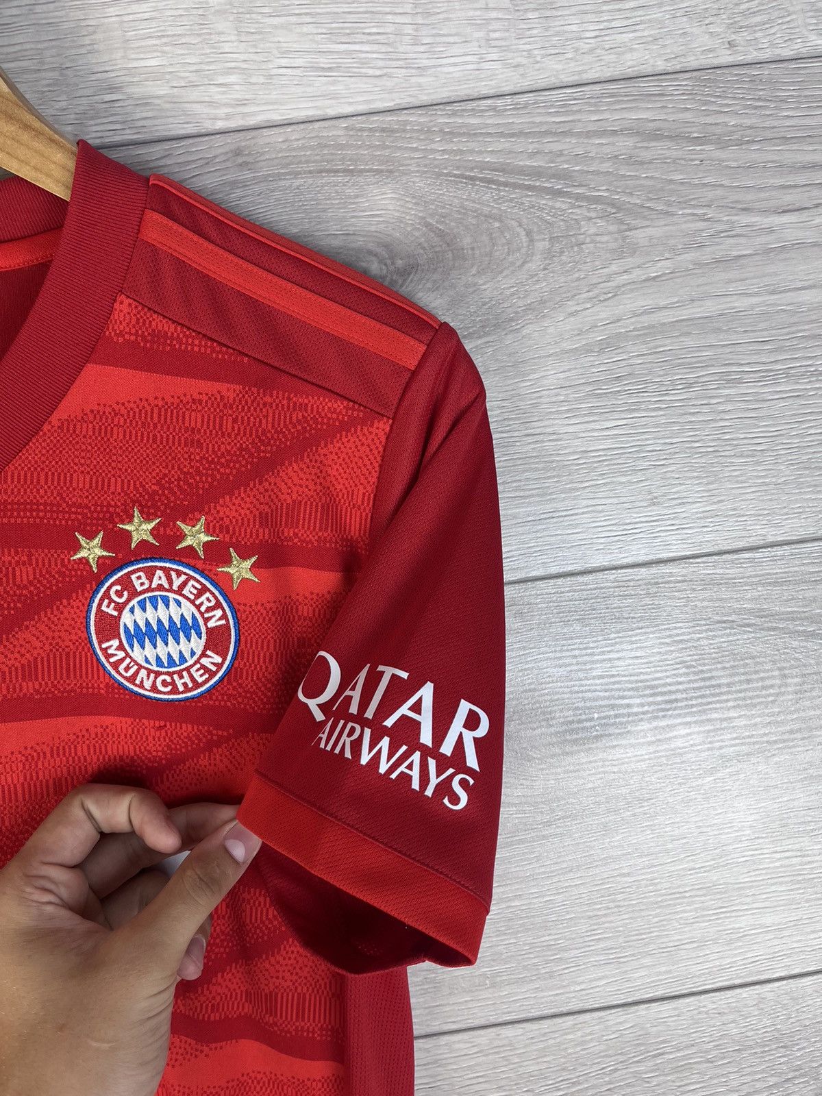 Adidas MENS JERSEY ADIDAS BAYERN MUNCHEN #9 LEVANDOWSKI 15/16s Size US XS / EU 42 / 0 - 8 Thumbnail