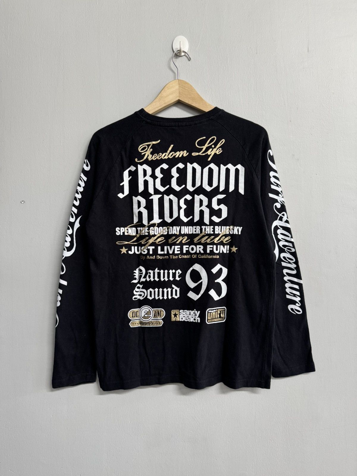 Japanese Brand VINTAGE JAPANESE Y2K BY RETRO ATTITUDE FREEDOM LIFE SHIRT Size US M / EU 48-50 / 2 - 4 Thumbnail