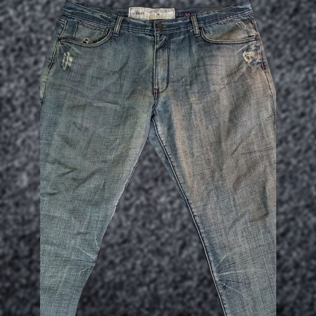 Vintage AKOO Signature Worn Jeans Mens Sz 38x32 Medium Wash Distressed Slim Fit 5-Pocket Denim Blue Size US 38 / EU 54 - 1 Thumbnail