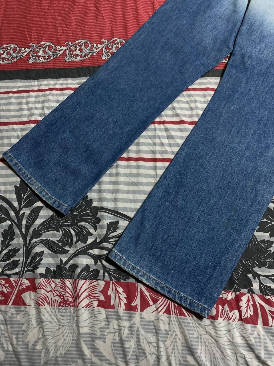 Japanese Brand Crazy Crash Dirty Baggy Faded Jean Japan Avant Garde Style Size US 32 / EU 48 - 18 Thumbnail