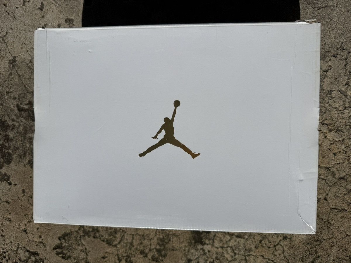 Jordan Brand WMNS AIR JORDAN 3 “Neapolitan” Size US 9 / IT 39 - 10 Thumbnail