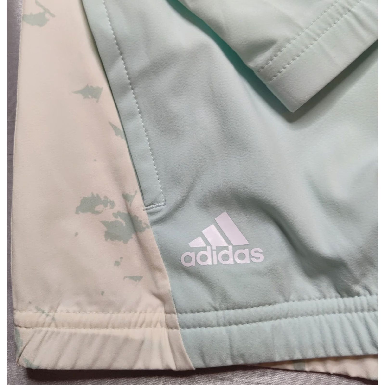 Adidas VINTAGE ADIDAS Women Windbreaker XL PrimeBlue Halo Mint White Full Zip L/S Windbreaker NEW HA0583 Size XL / US 12-14 / IT 48-50 - 7 Thumbnail