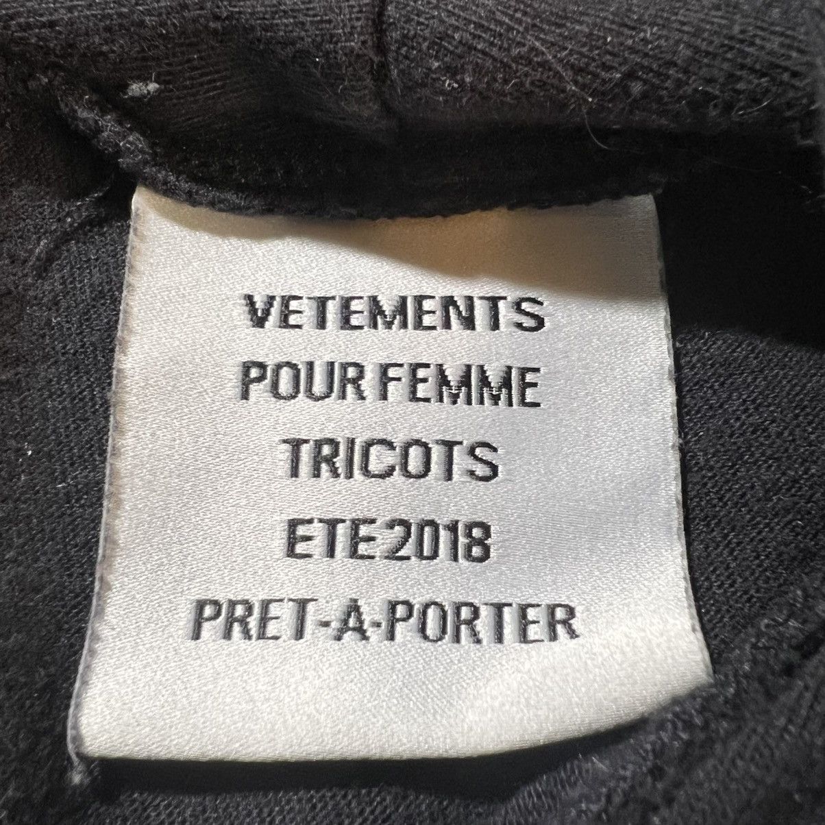 Vetements Vetements Matterhorn Pullover Hoodie Black Yellow Oversized Size US XS / EU 42 / 0 - 8 Thumbnail