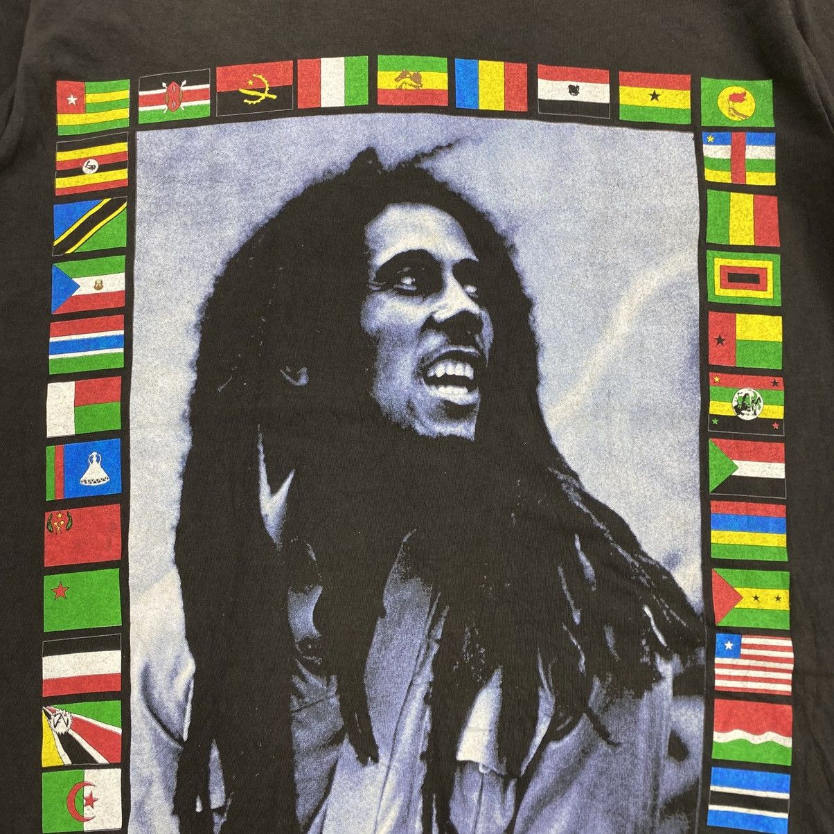Bob Marley 1994s Vintage Bob Marley African United Reggae Tee Faded Size US L / EU 52-54 / 3 - 5 Thumbnail