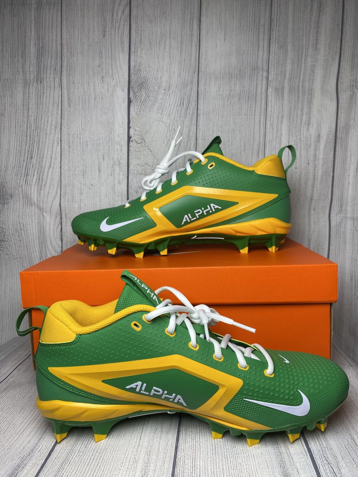 Jordan Brand × Nike Oregon Ducks Nike Alpha Menace Football Cleat Men 12.5W PE Size US 12.5 / EU 45-46 - 2 Thumbnail