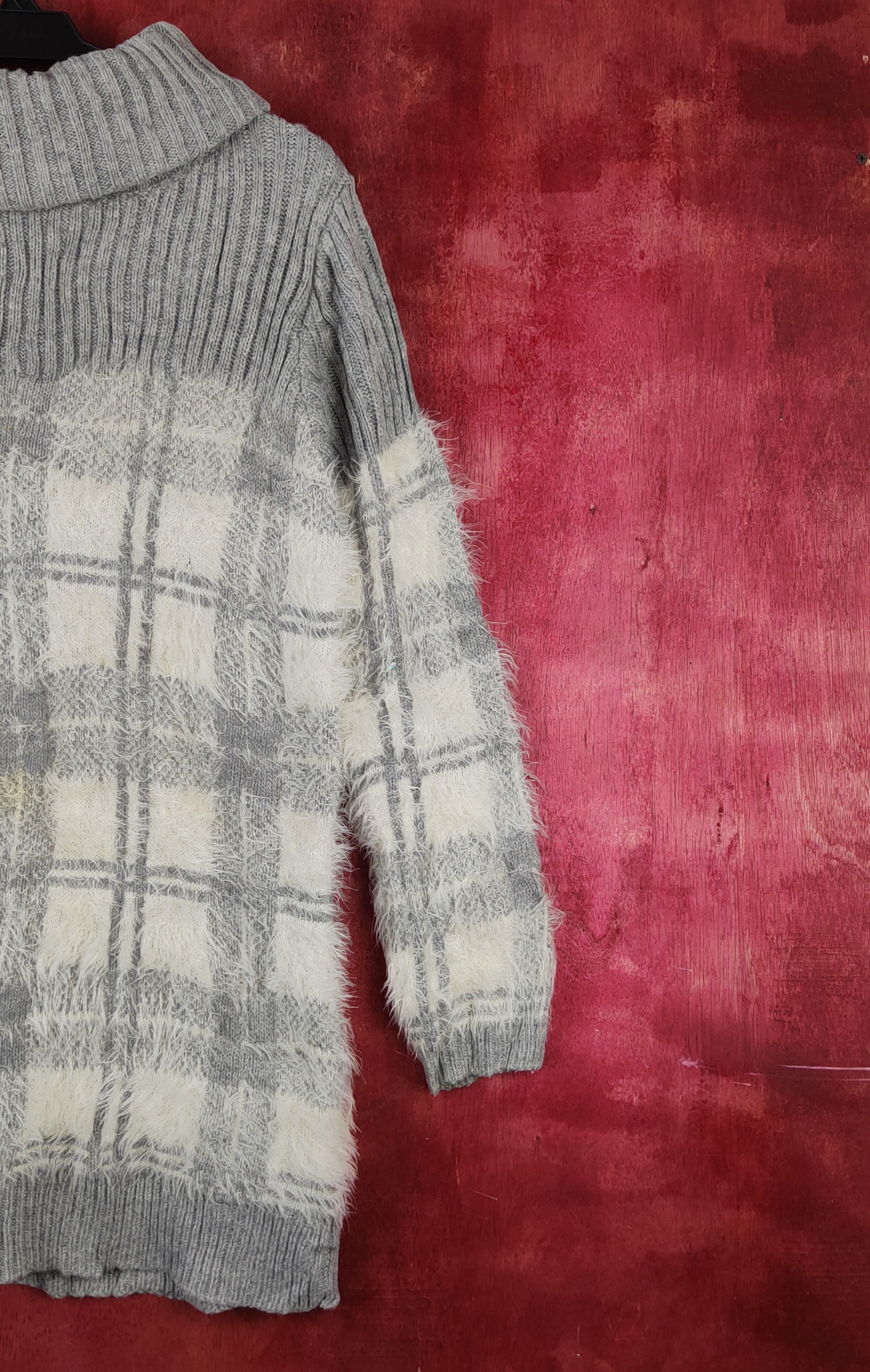 Homespun Knitwear × Japanese Brand × Vintage Ingni Gray Shag Shaggy Fur Mohair Knitwear #S1899 Size M / US 6-8 / IT 42-44 - 5 Thumbnail